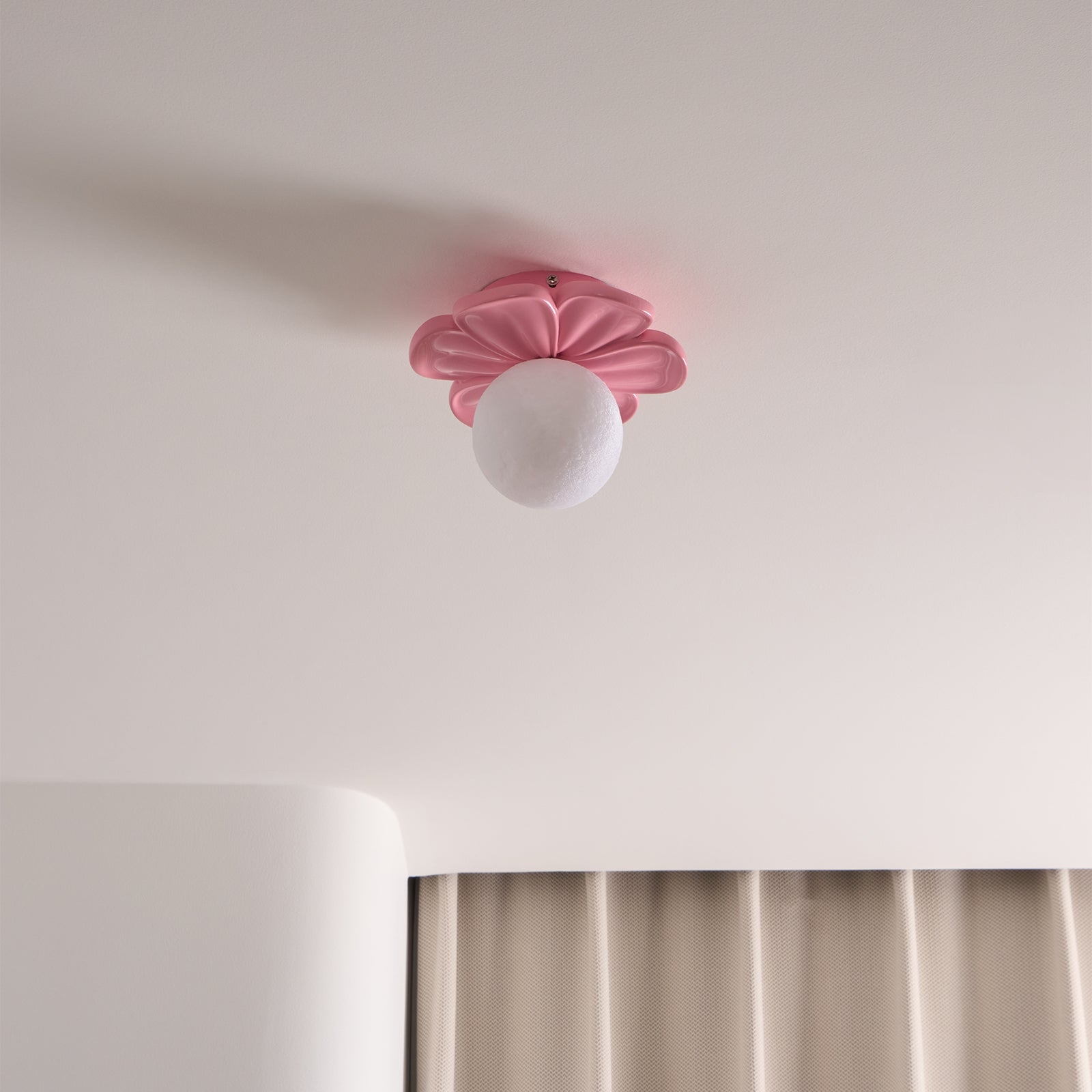 Cream Bloom Flower Ceiling Lamp T1632