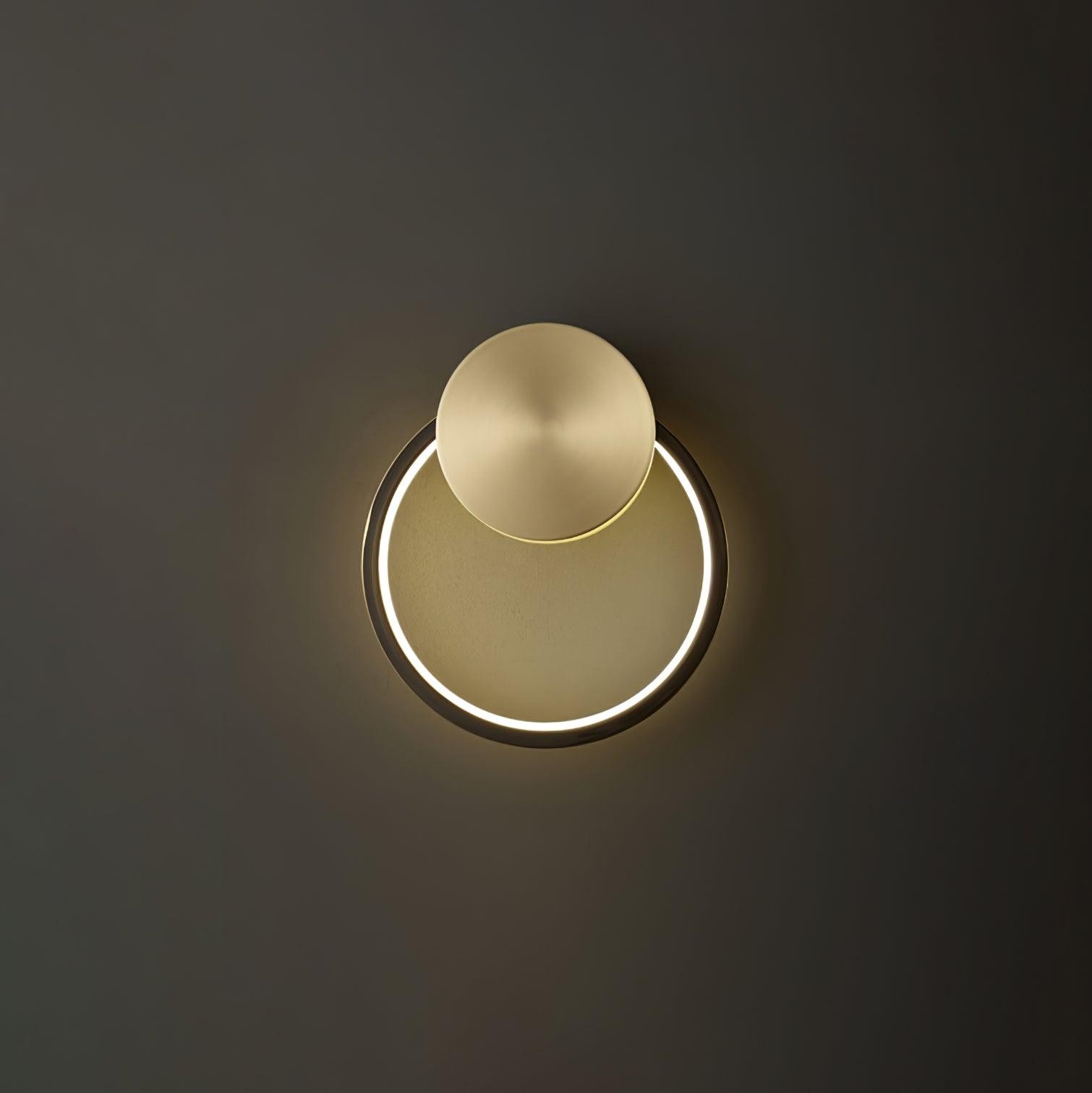 Minimalist Creative Simple Brass Round LED Wall Light M323