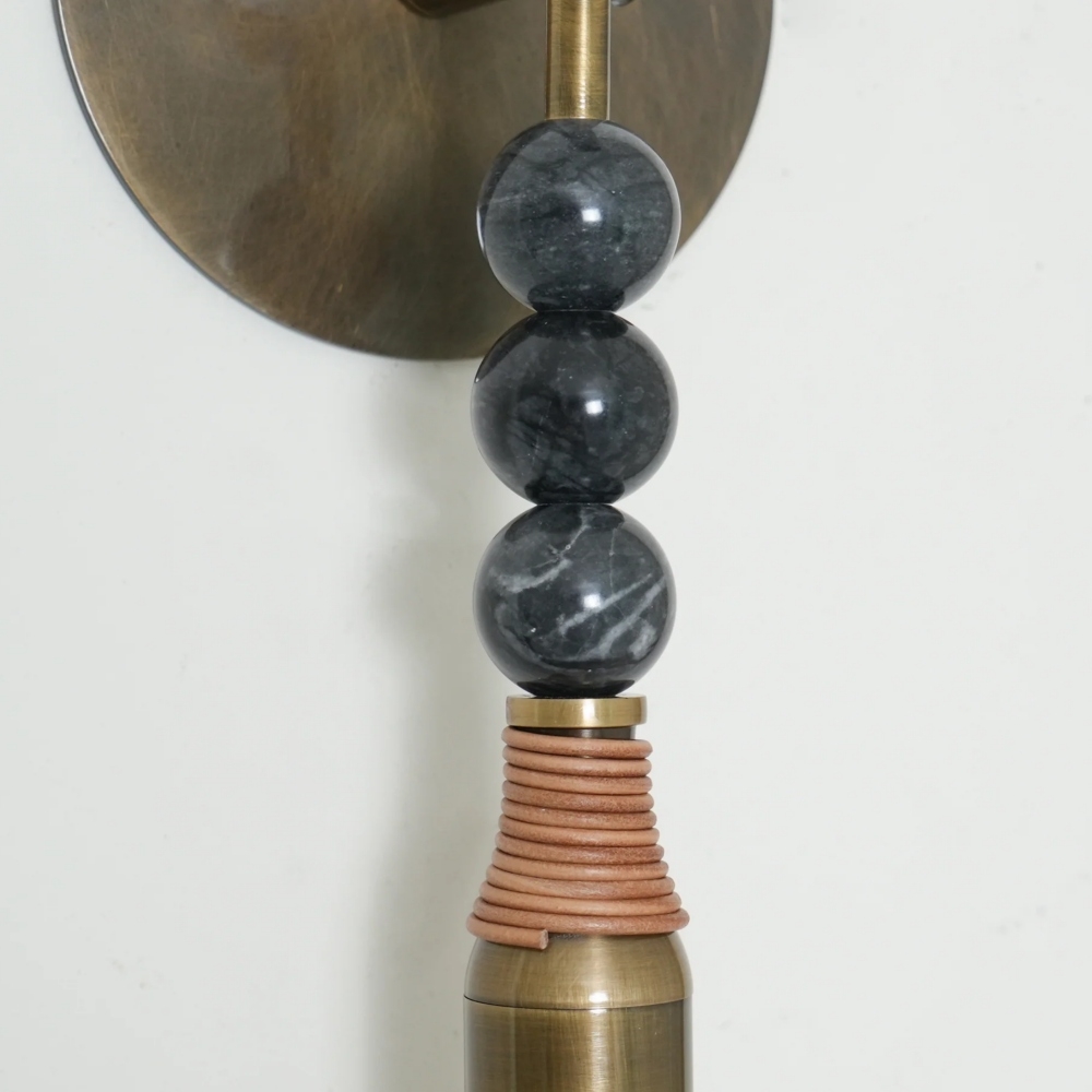 Dotmelle Contemporary Wall Lamp - Artistic Marble and Brass Wall Sconce for Bedroom or Entryway T1215