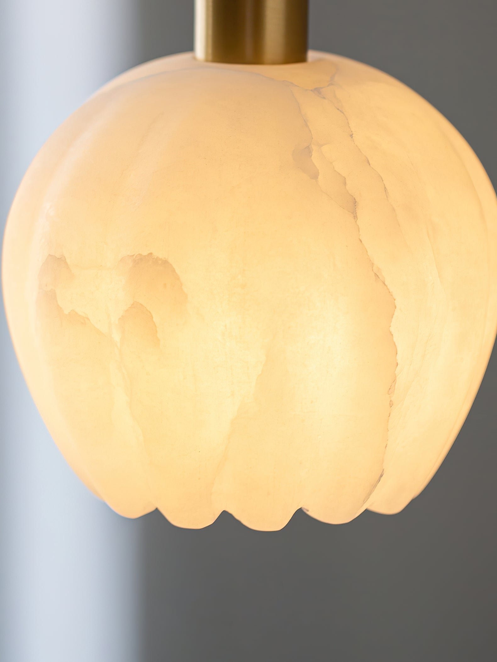 Lilin Alabaster Pendant Light T1648