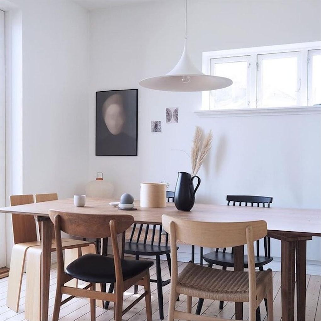 Modern Horn Pendant Light – Metal Design for Dining Room