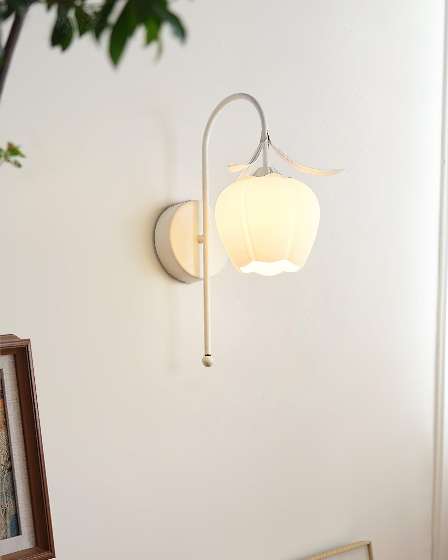French Cream Style Flower Wall Lamp M47