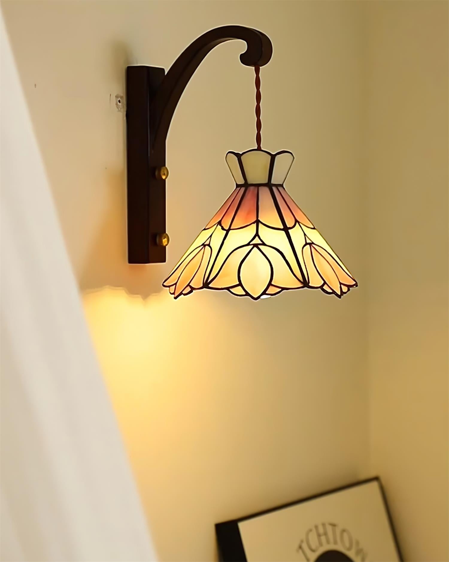 Serena Tiffany Plug In Wall Lamp T1284