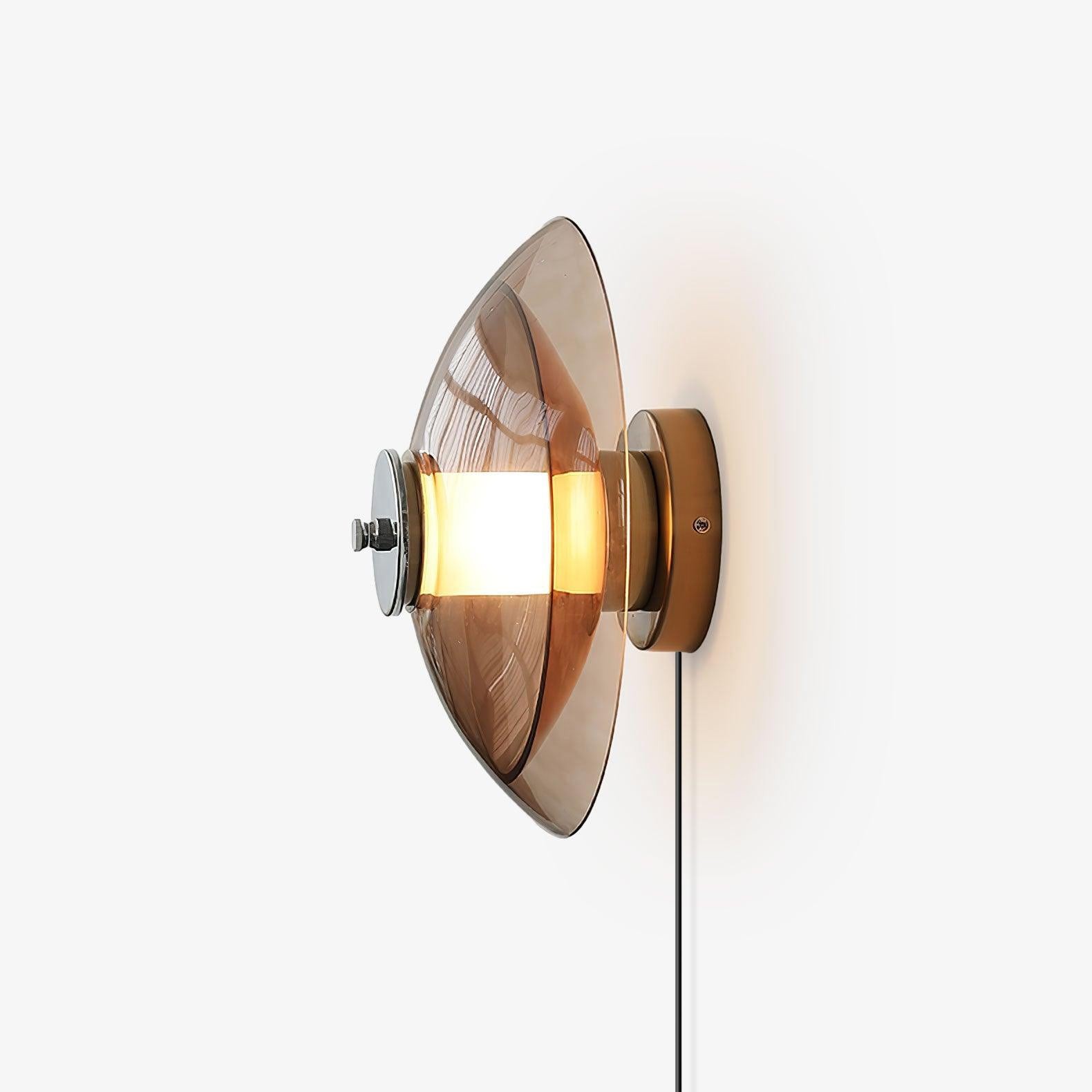 Flying Saucer Plug-in Wall Light M365