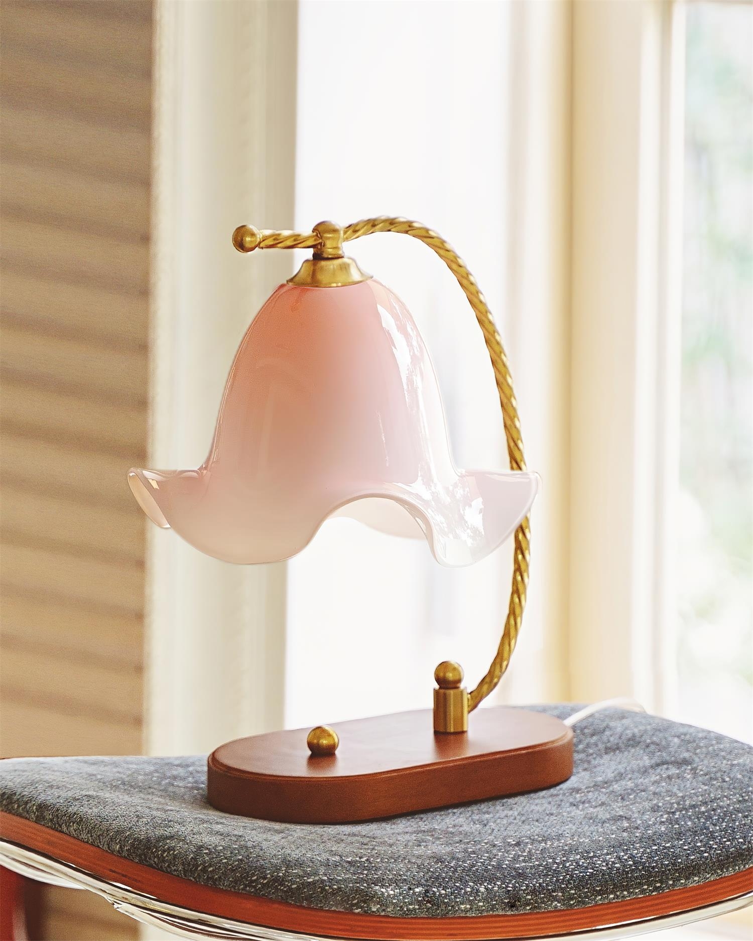 Sprout Table Lamp T1368