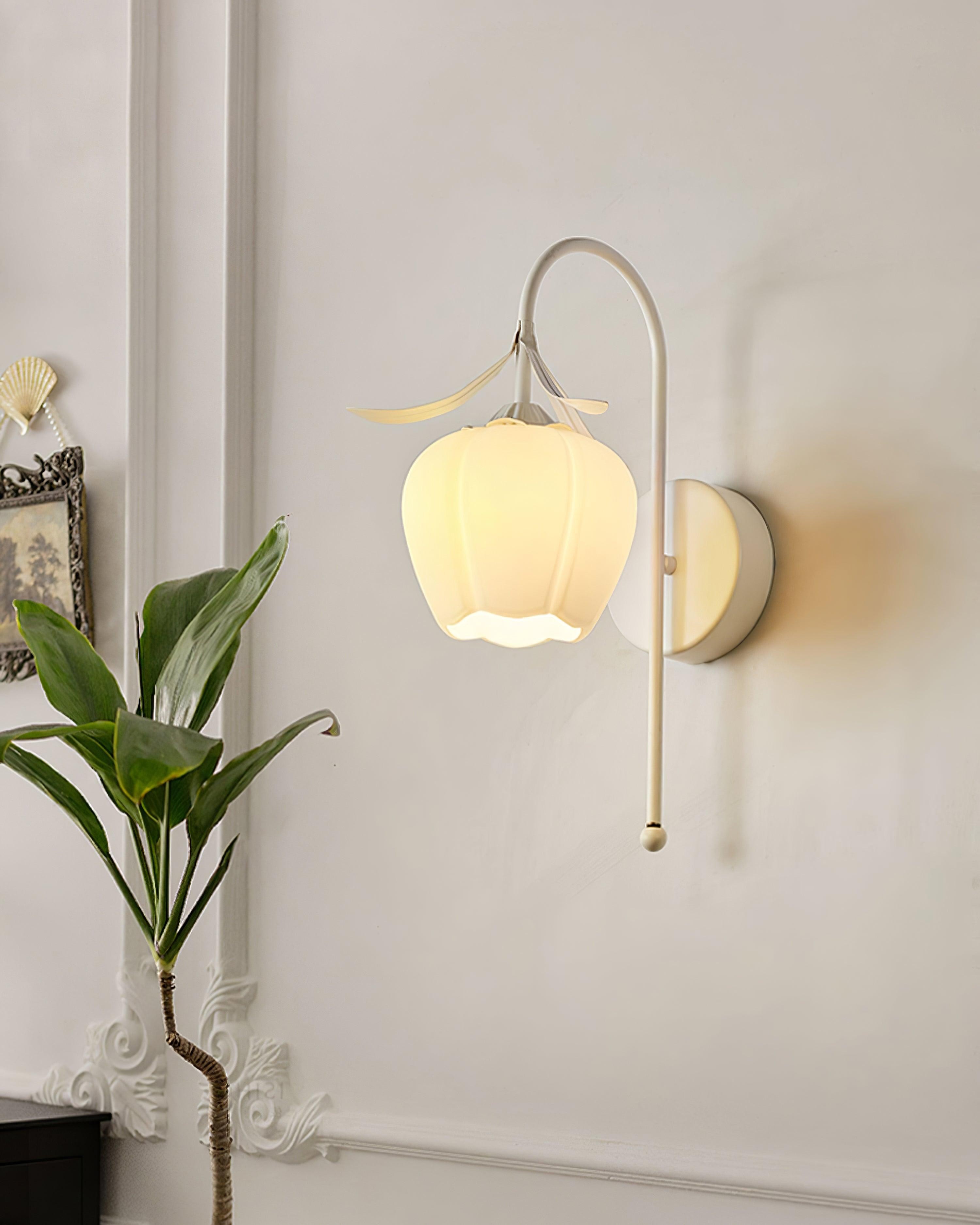 French Cream Style Flower Wall Lamp M47