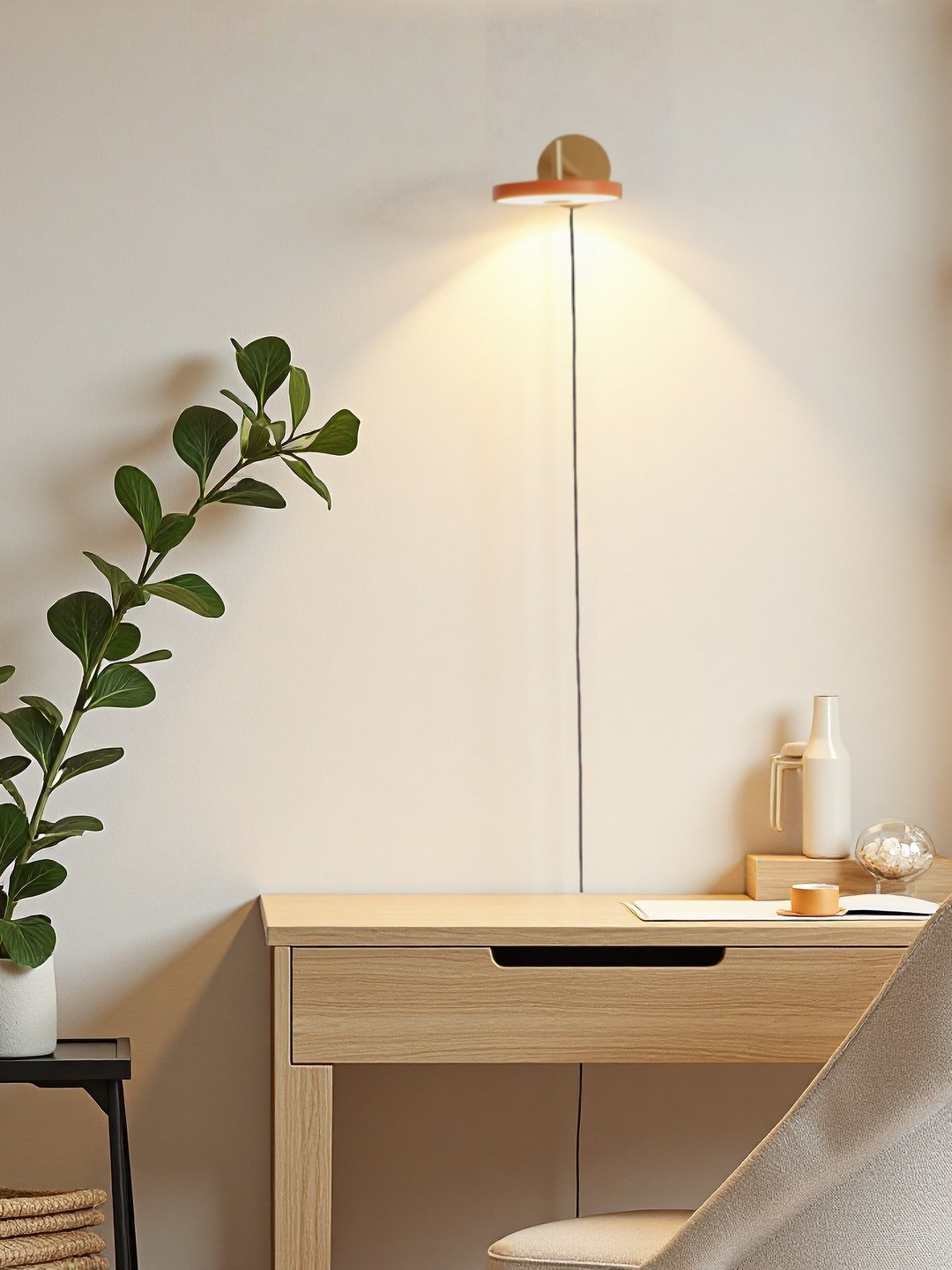 Scandinavian Monochrome Metal Wall-Lamp – Lighting for Bedroom Decor G101