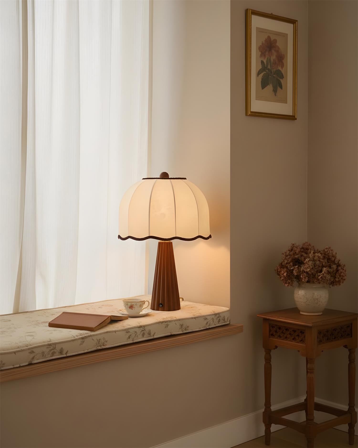 Crellin Table Lamp T1522
