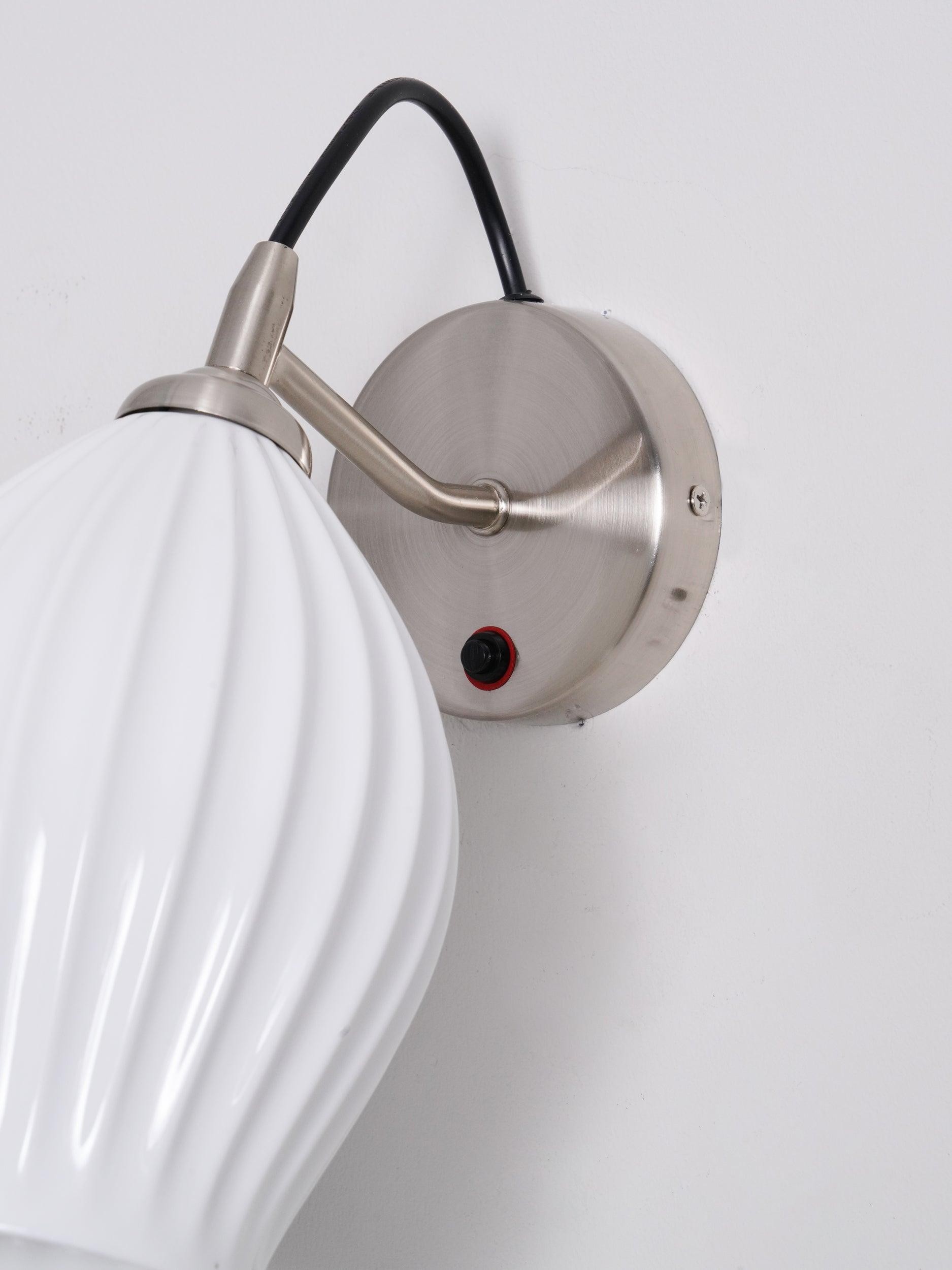 Cream Style Ceramic Ribbed Wall lamp M564