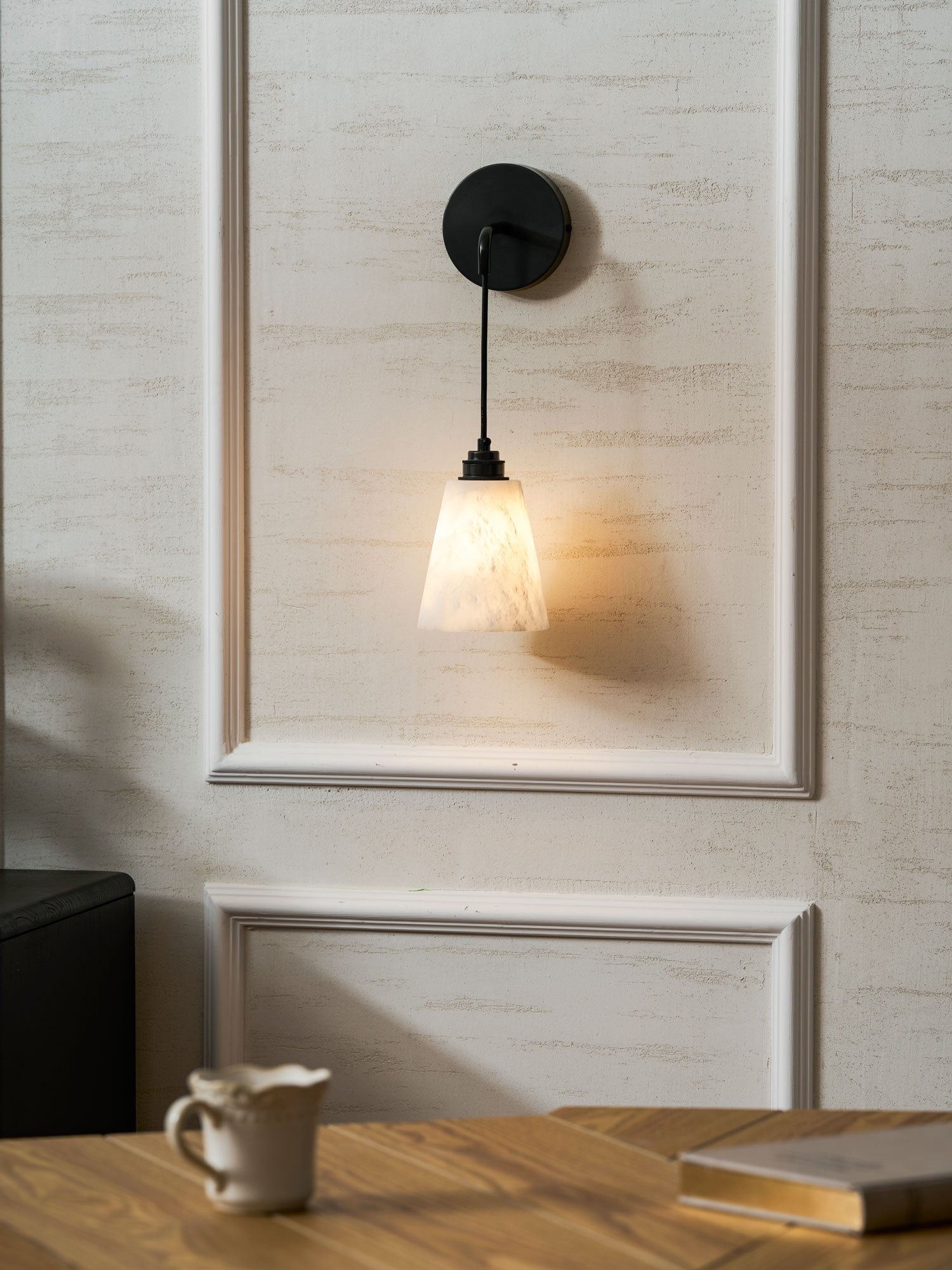 Droplet Alabaster Wall Lamp T1627