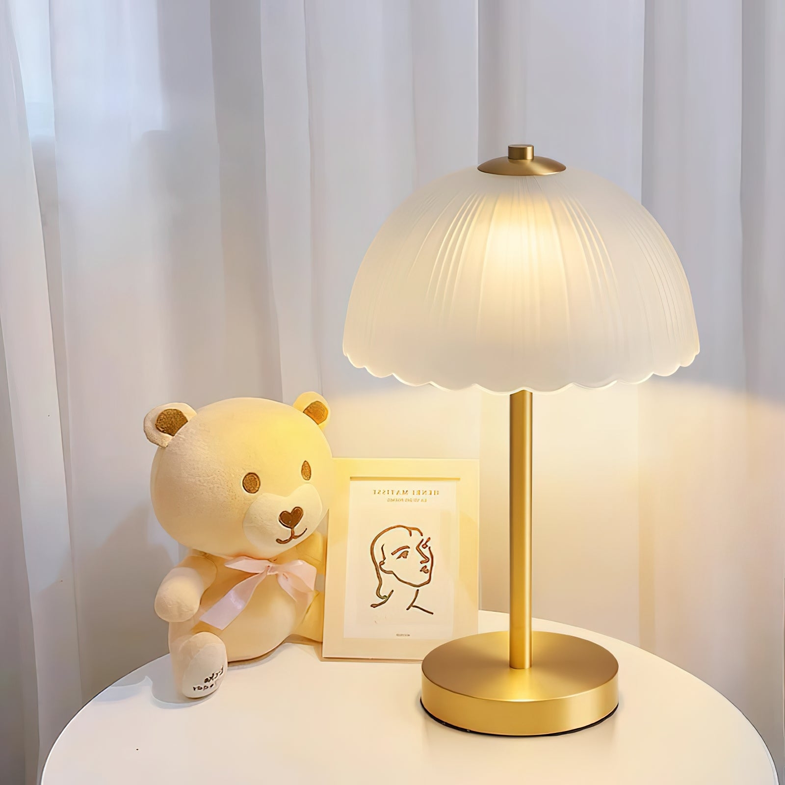 Small Umbrella Table Lamp T1665