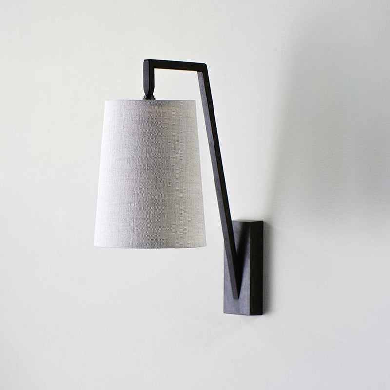Monty Wall Lamp T1824