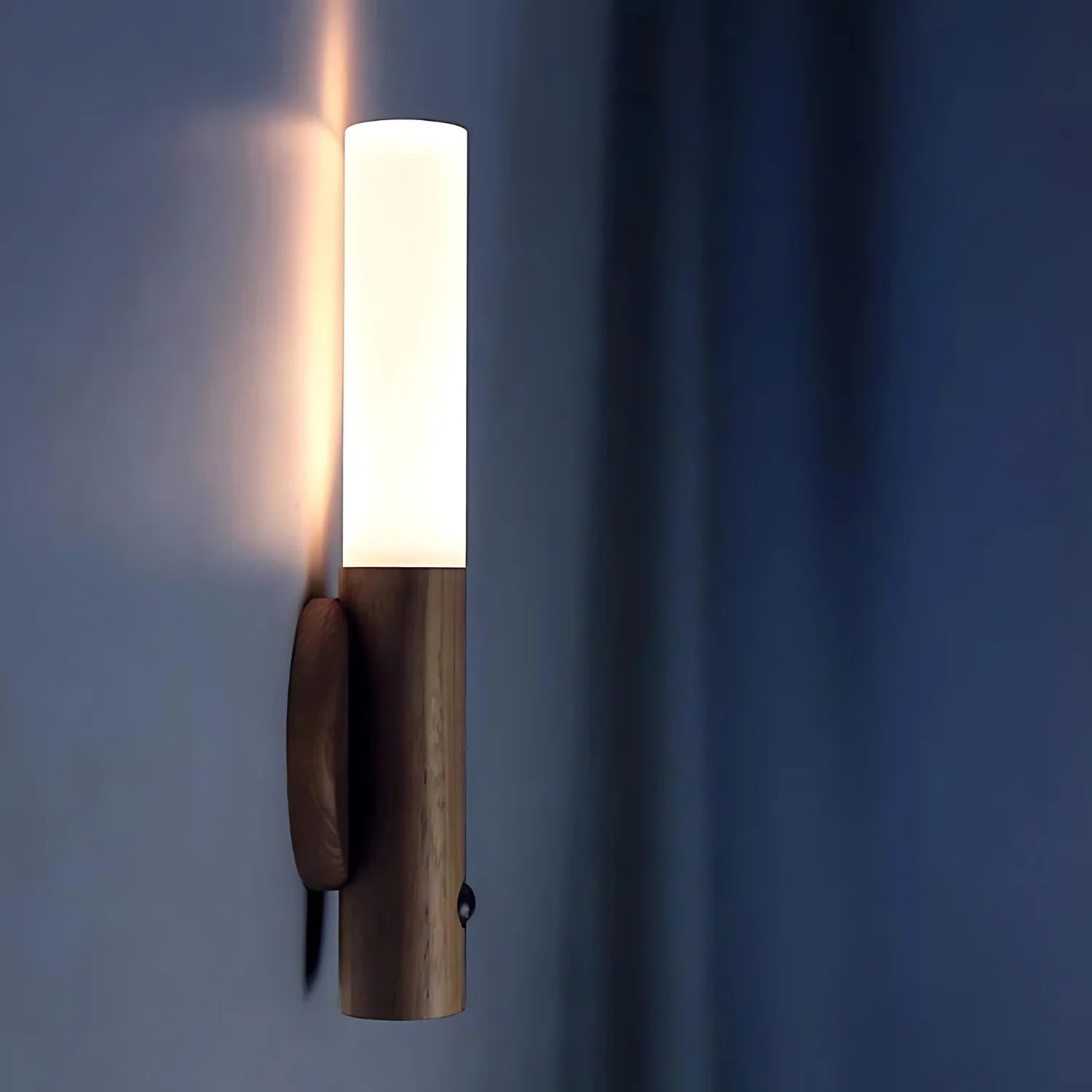 The Golden Glow Wall Light T2026