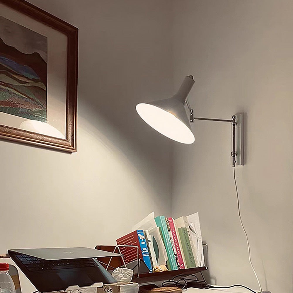 Bauhaus Simple Rotatable Stained Wall Light T032