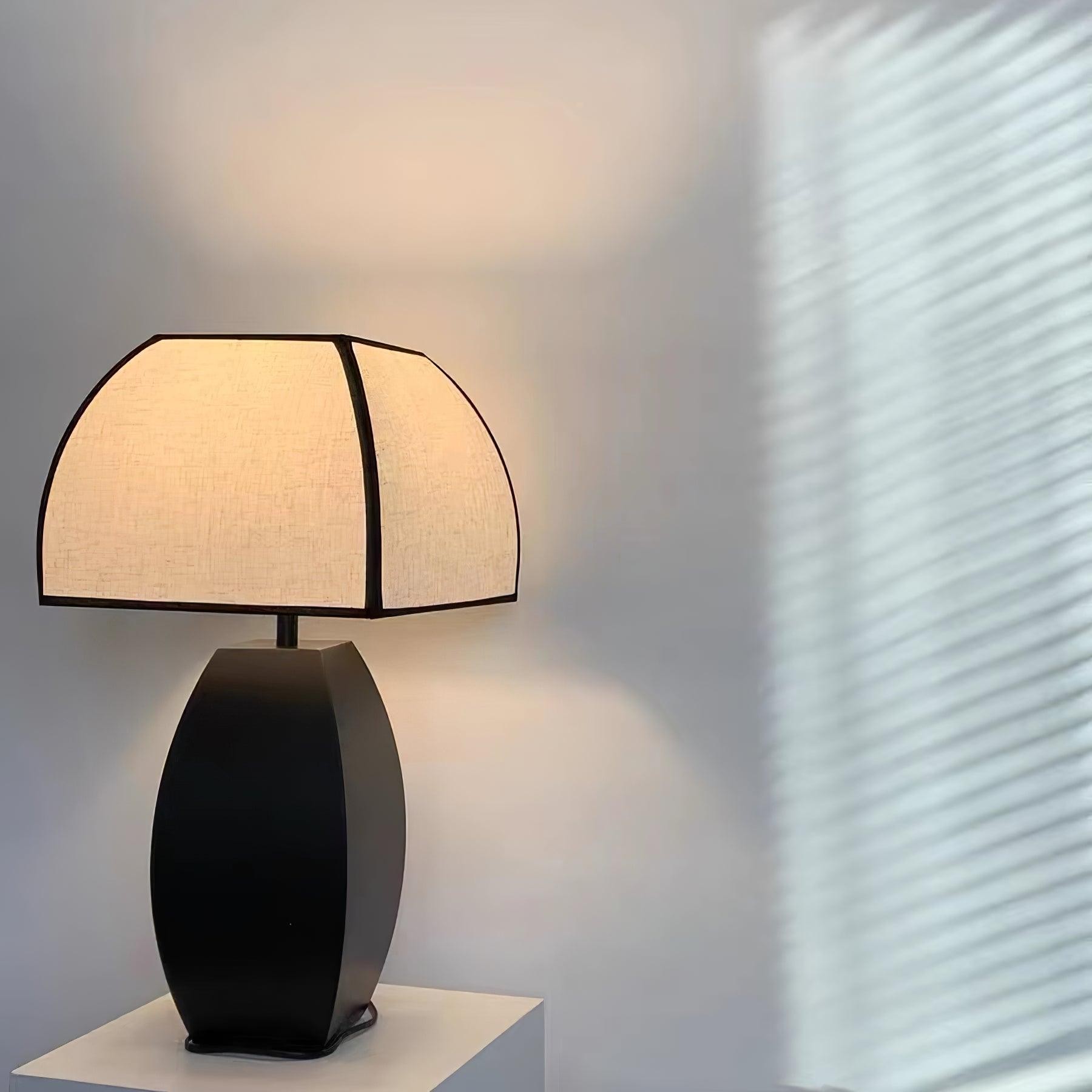 Retro Metal Mushroom Fabric Table Lamp M446
