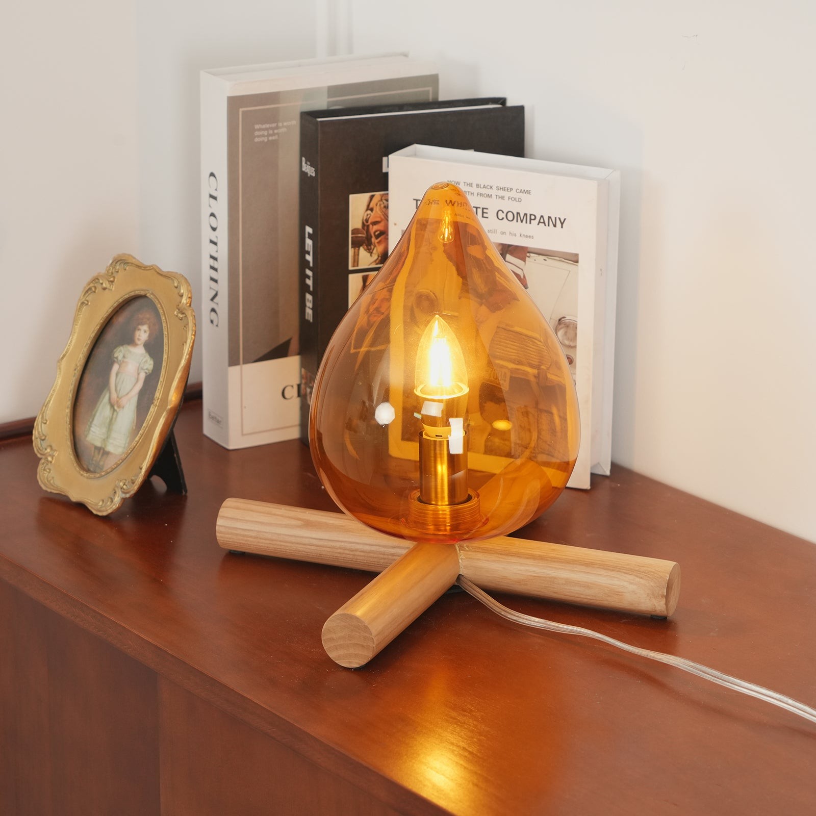 Funny Fire Shape Small Flame Table Lamp M55
