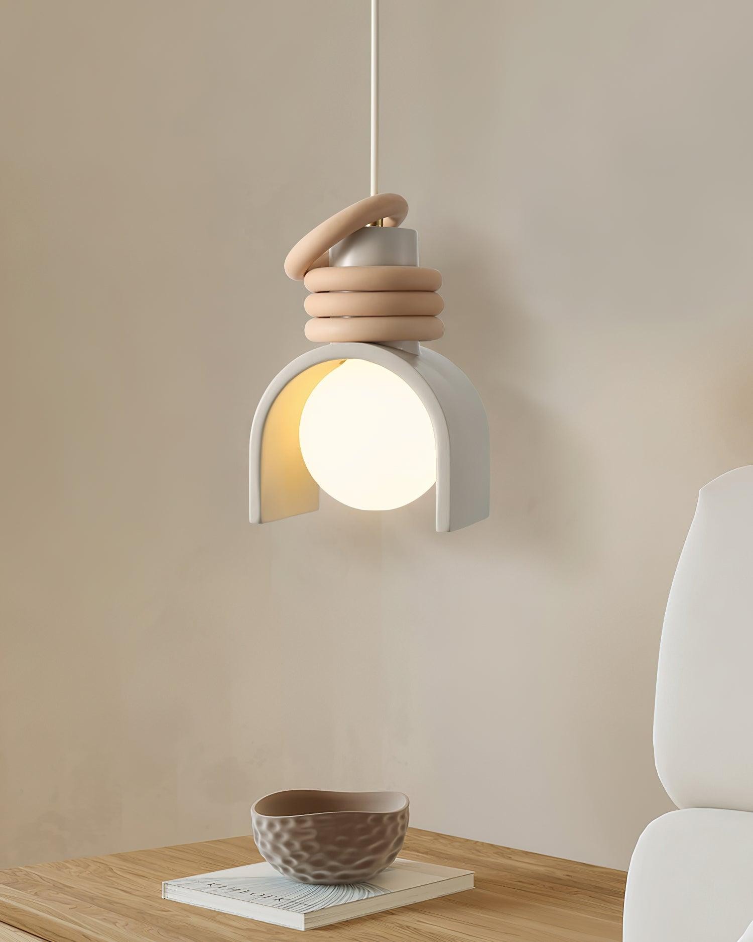 Modern Creative Resin Pendant Light M92