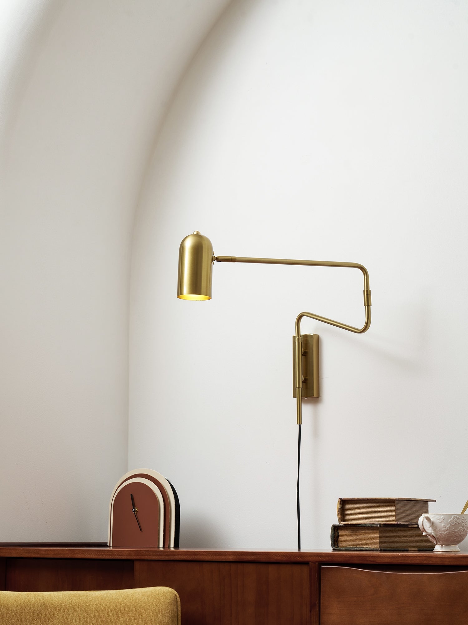 Adjustable Arm Plug In Wall Lamp T1595