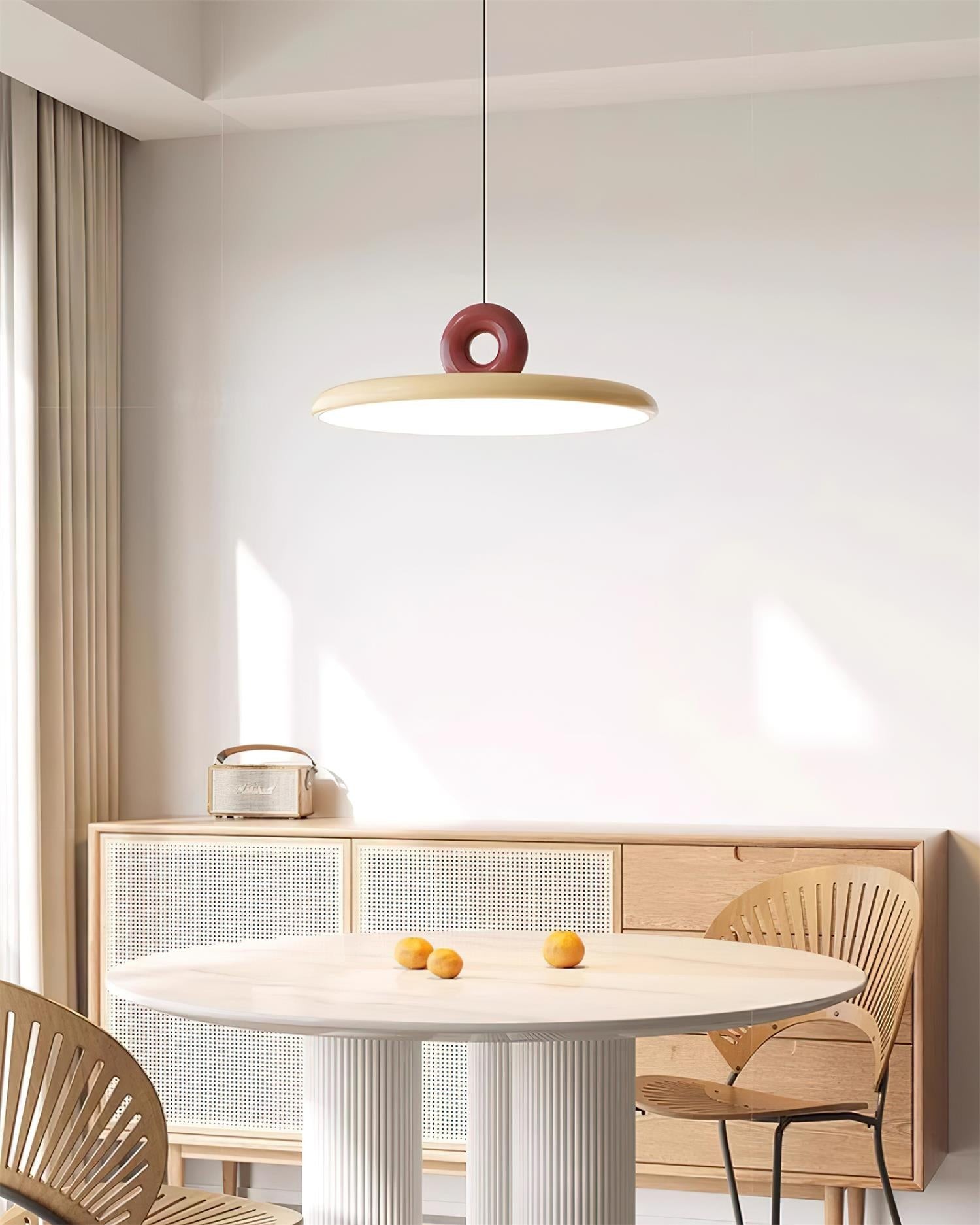 Cream Style Vertical Flying Saucer Pendant Lamp M167