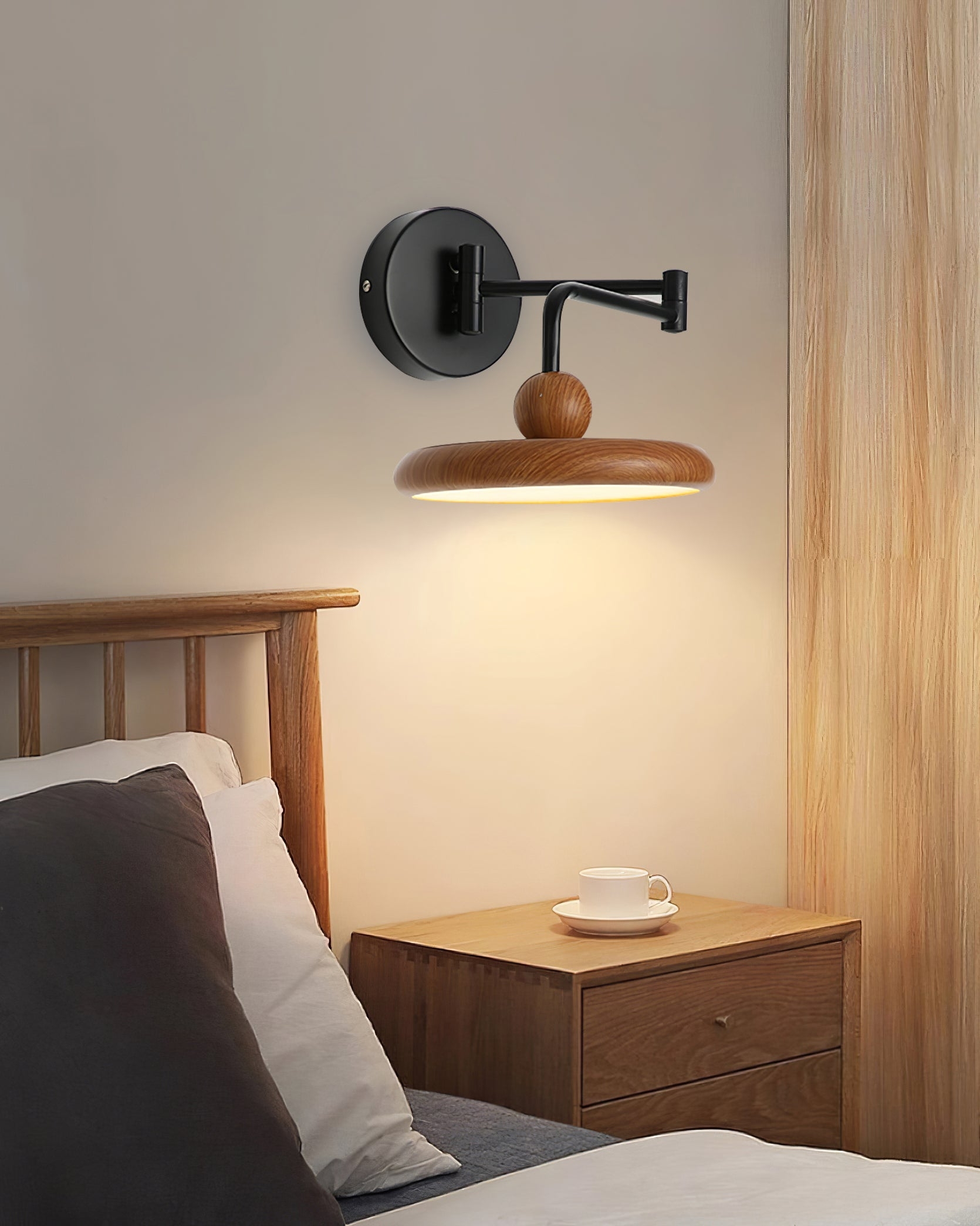 Karlin Plug In Wall Lamp T1245