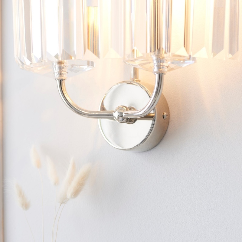Beveline Faceted Clear Cut Glass Wall Light - Classic Metal Sconce for Hallway and Living Room T886