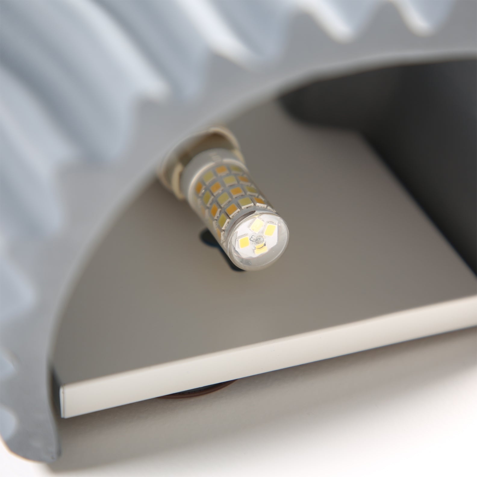 Clarity Curve Japandi Resin Wall Light T2101