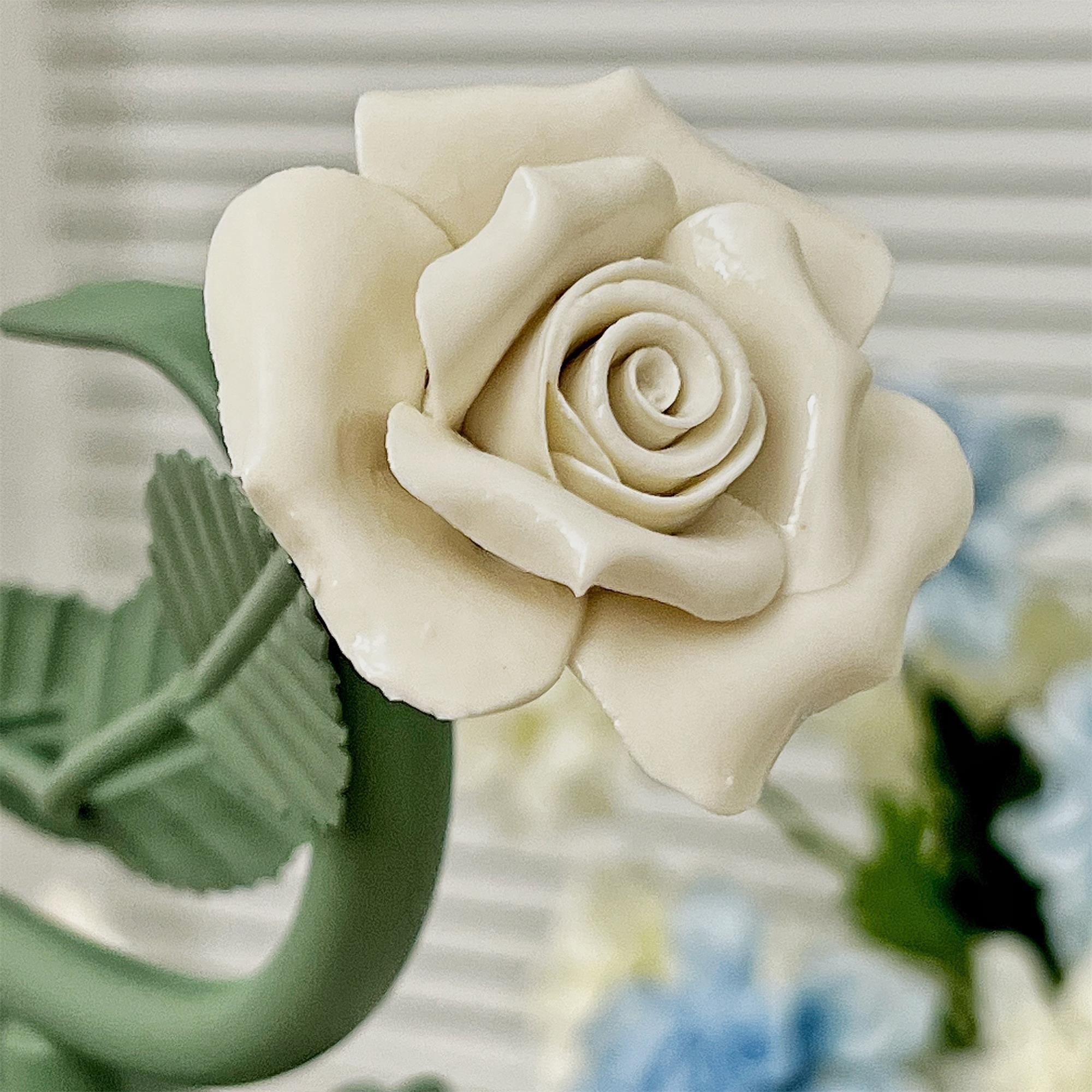 Green Pink White Rose Flower Table Lamp M107