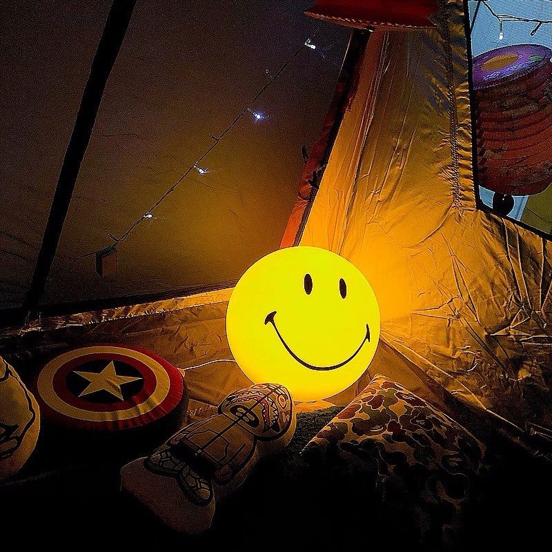 Smiley Lamp