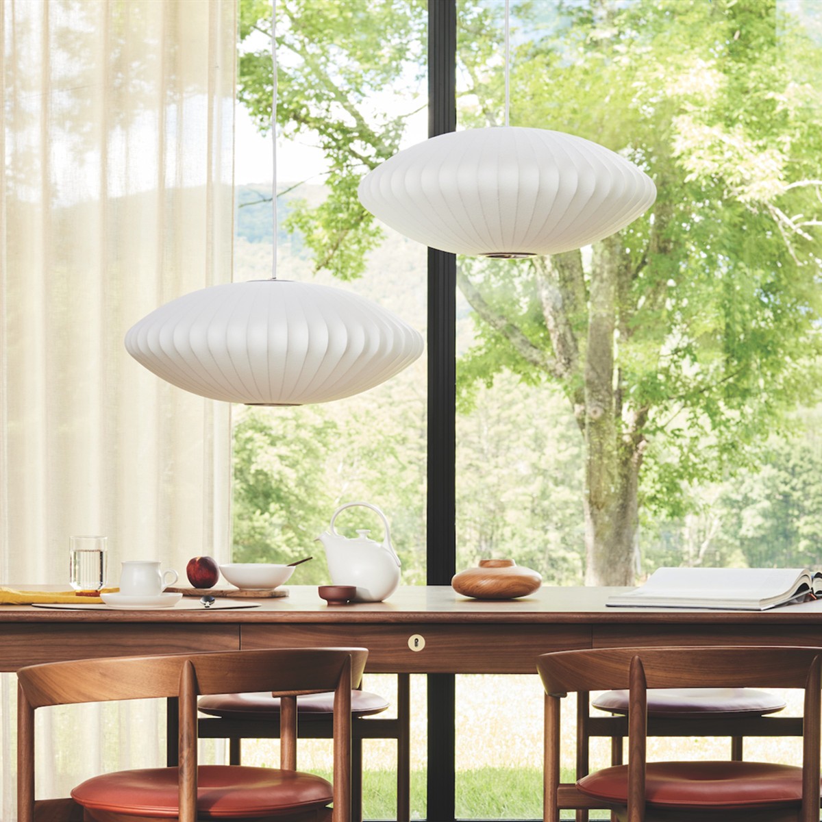 Saucer Bubble Pendant Lamp - Elegant Silk Design for Modern Interiors