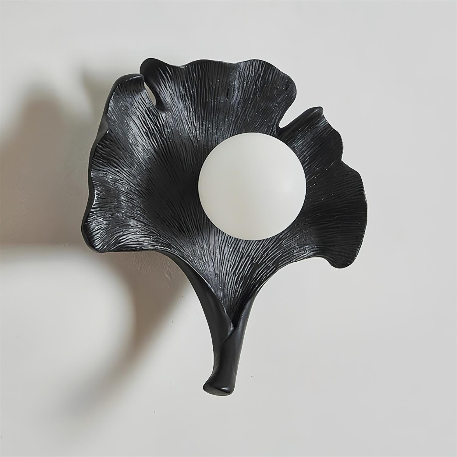 Vintage Ginkgo Leaf Resin Wall Lamp M157