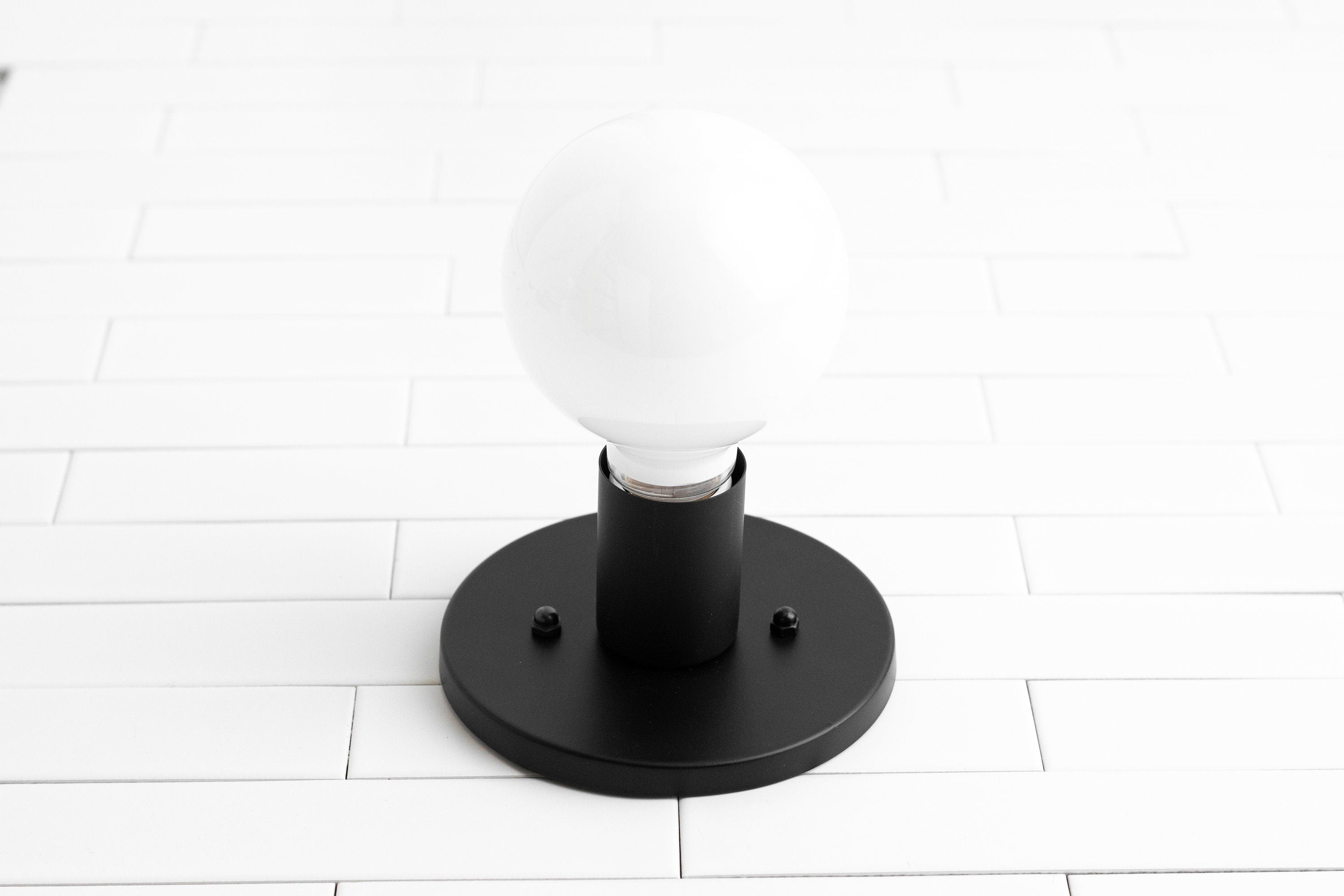 Glorica Glass Minimalist Wall Sconce - Versatile Modern Light For Any Room T333