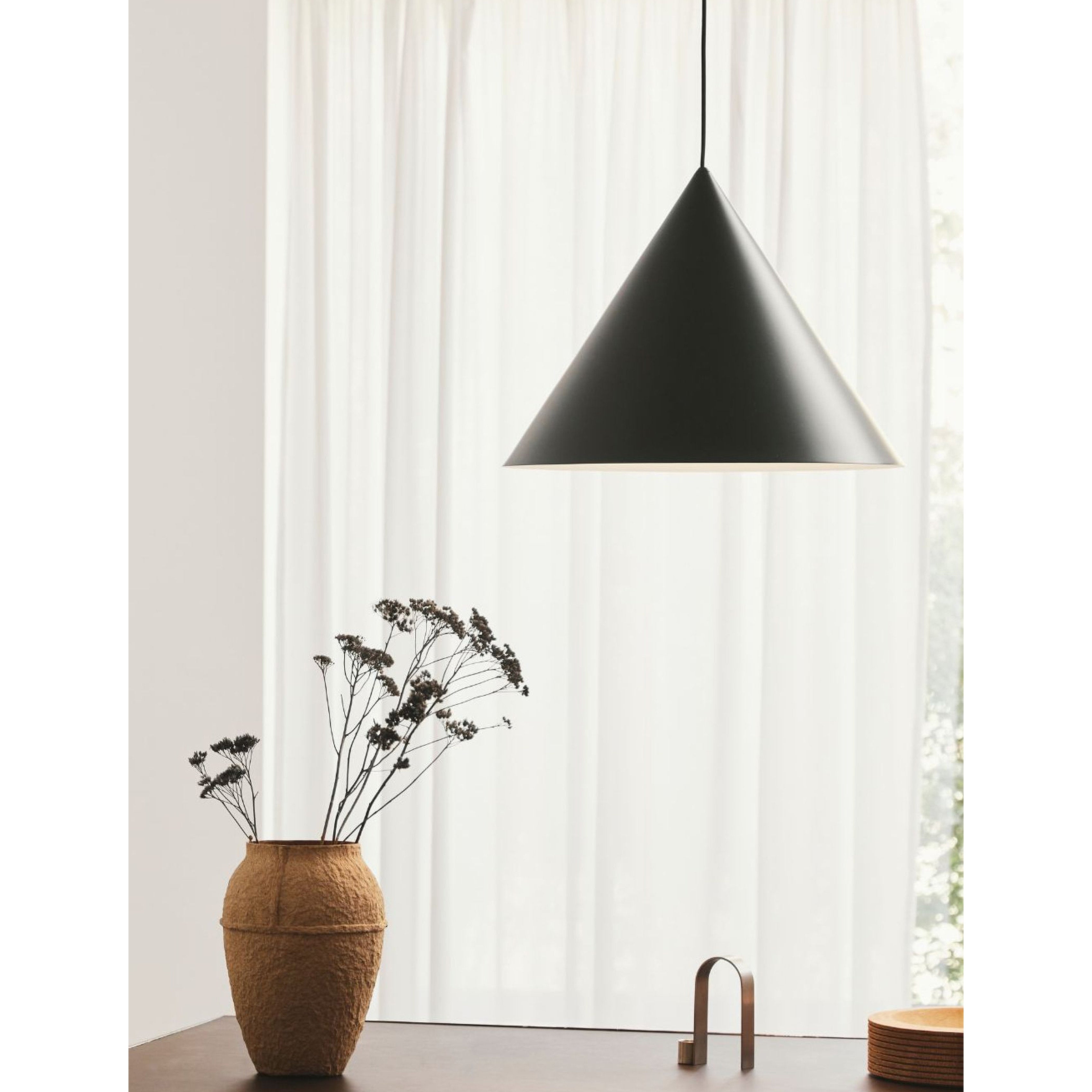 Benjamin Pendant Lamp T1809