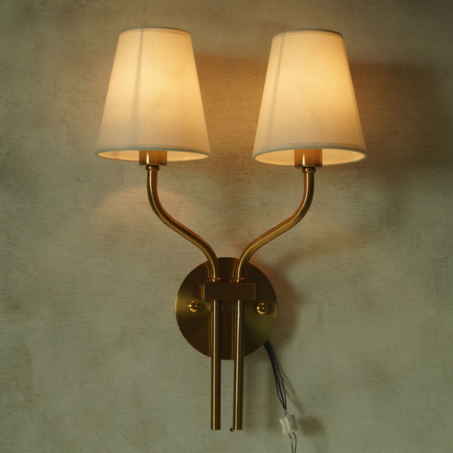 Safavieh Ezra Wall Lamp T1712