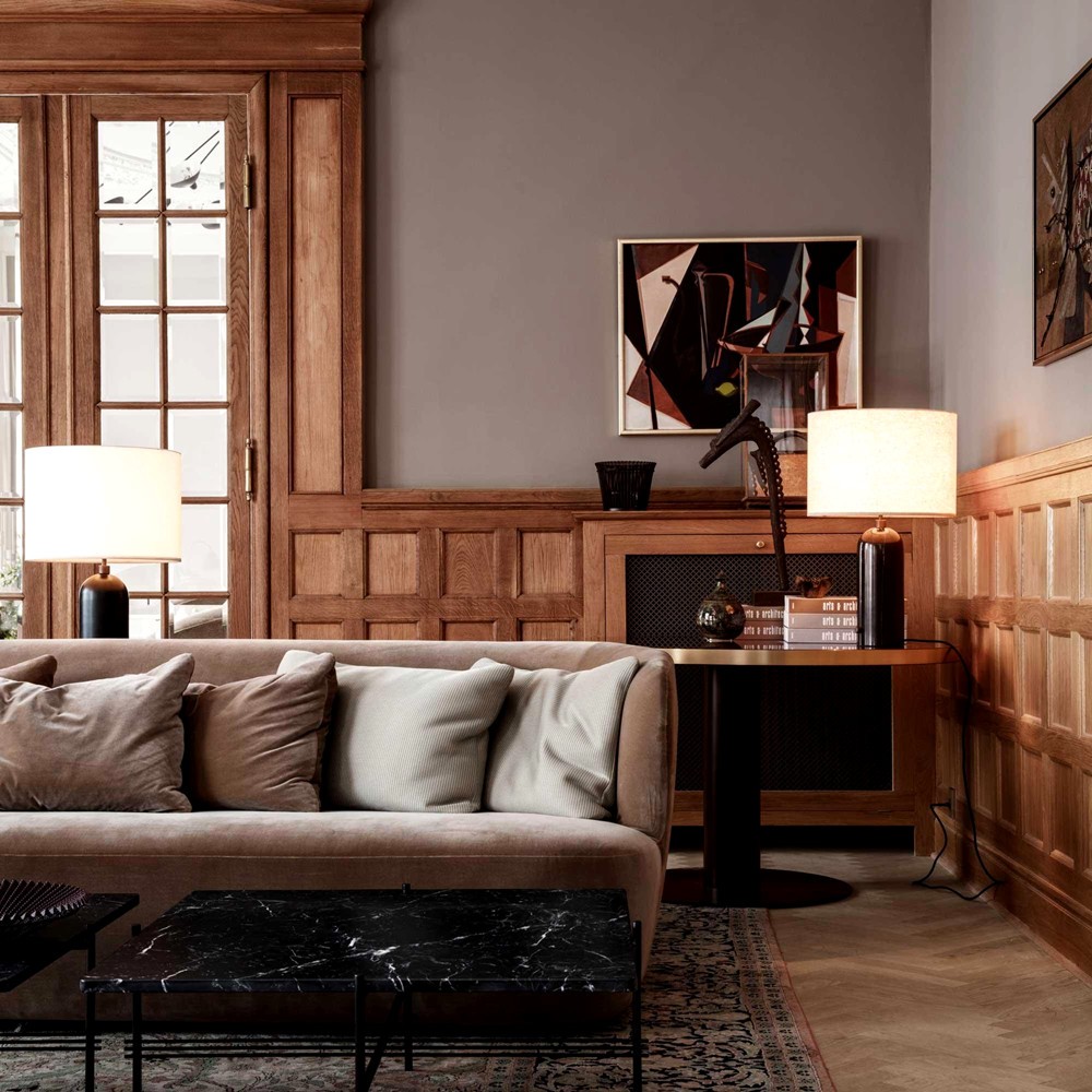 Gravity Table Lamp