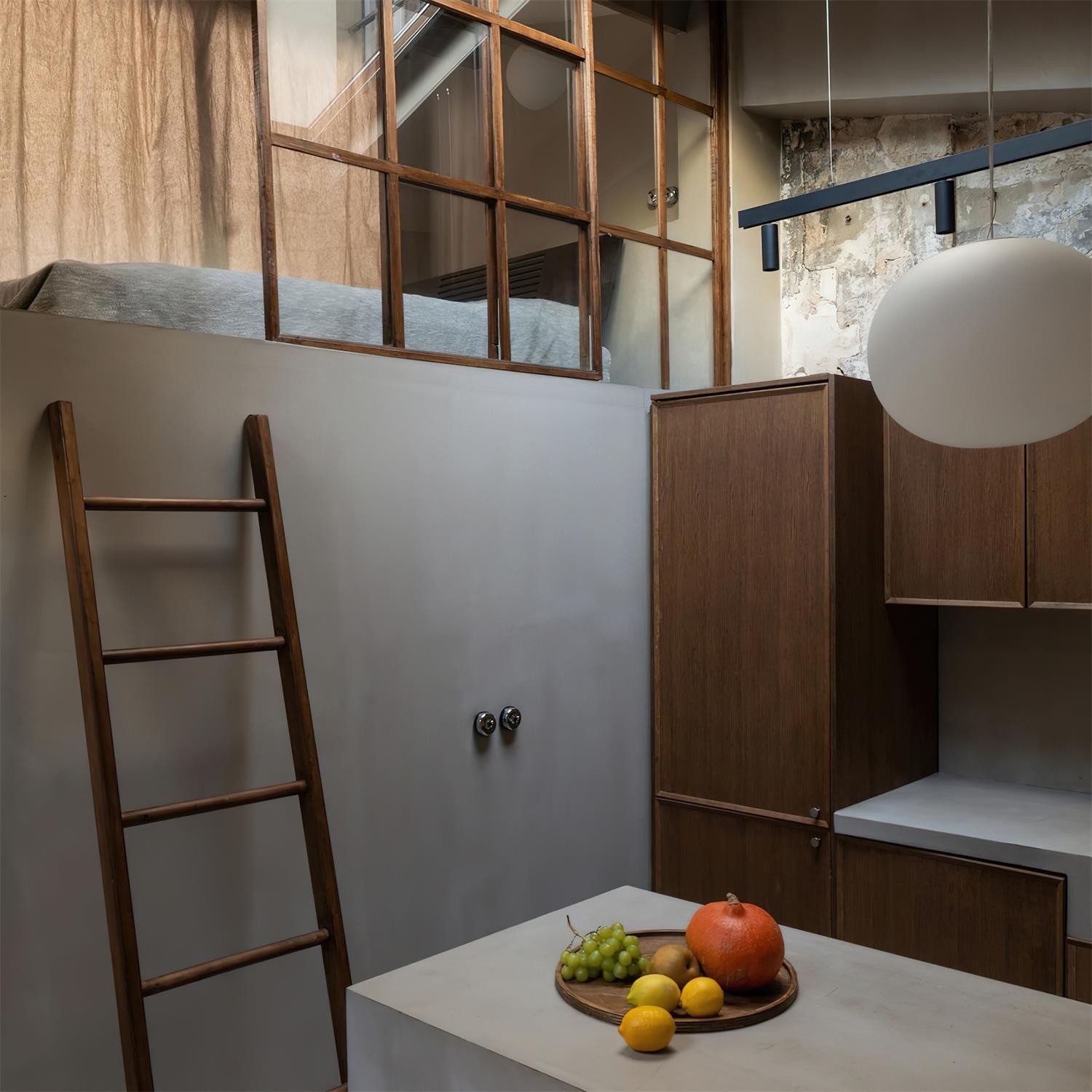 Globular Pendant Lamp P023