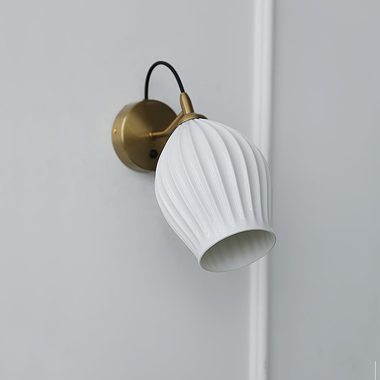 Cream Style Ceramic Ribbed Wall lamp M564