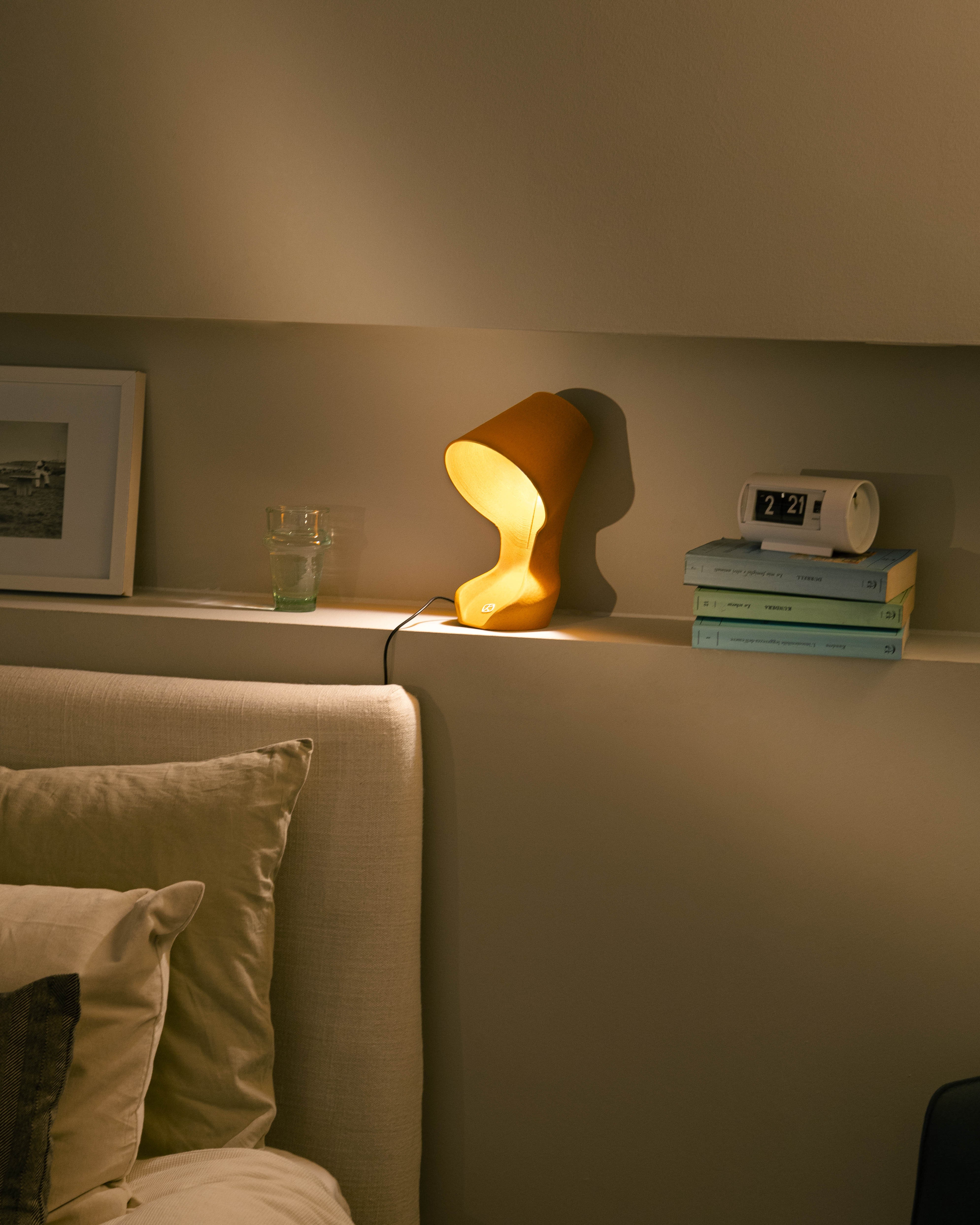 Creative Design Irregularly Multicolor Table Lamp G46