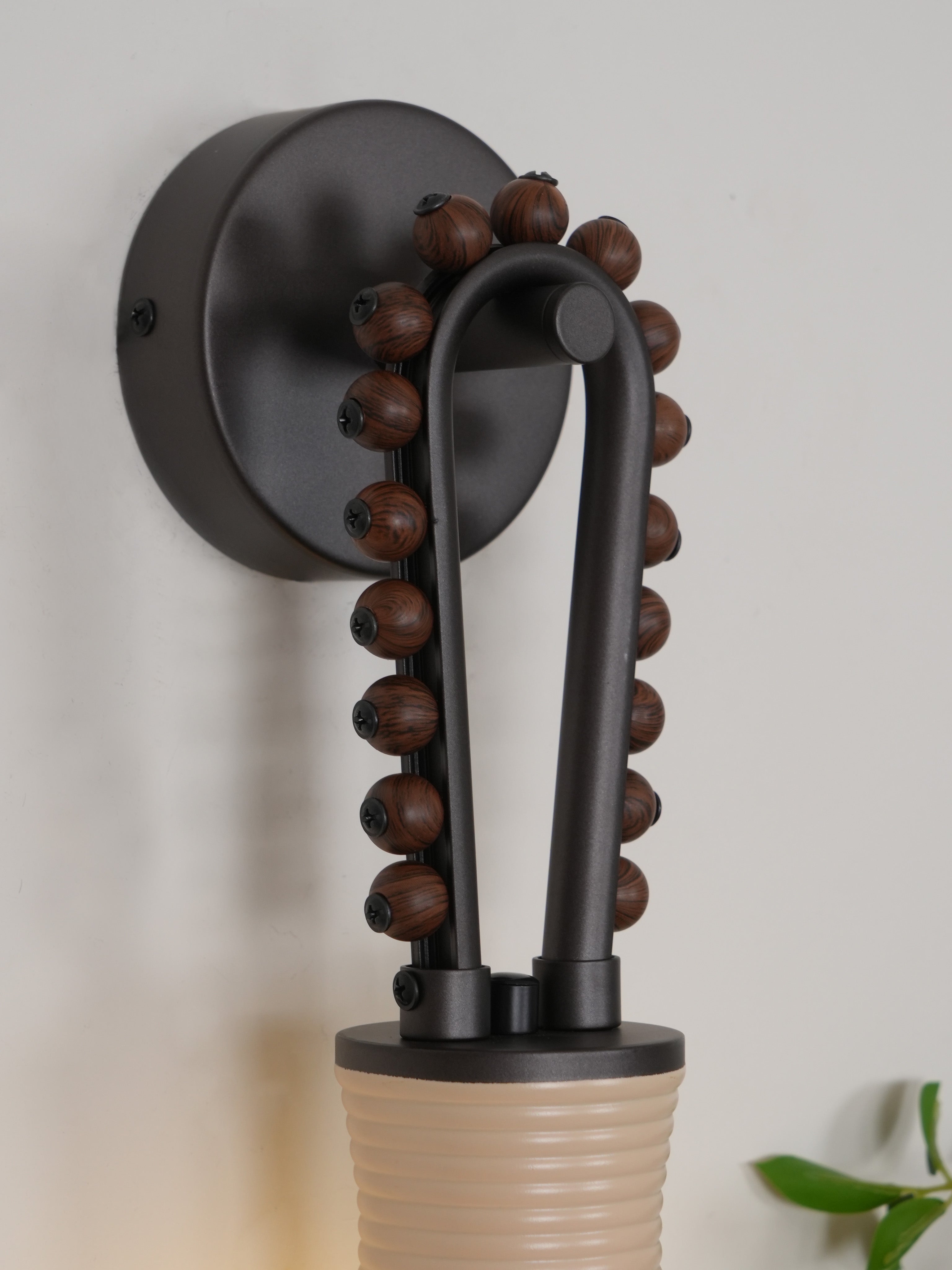Loop Wall Lamp T1735