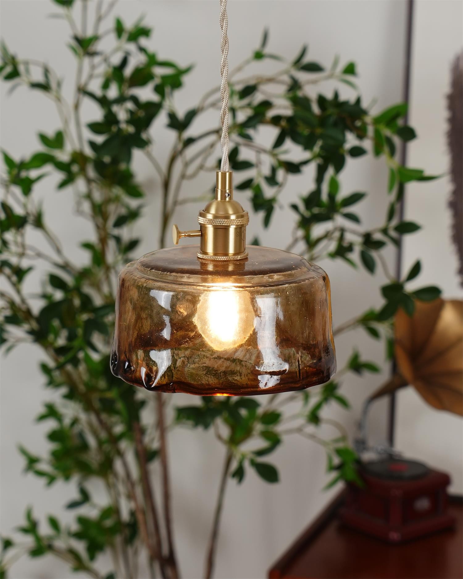 Retro Glass Pendant Lamp M110