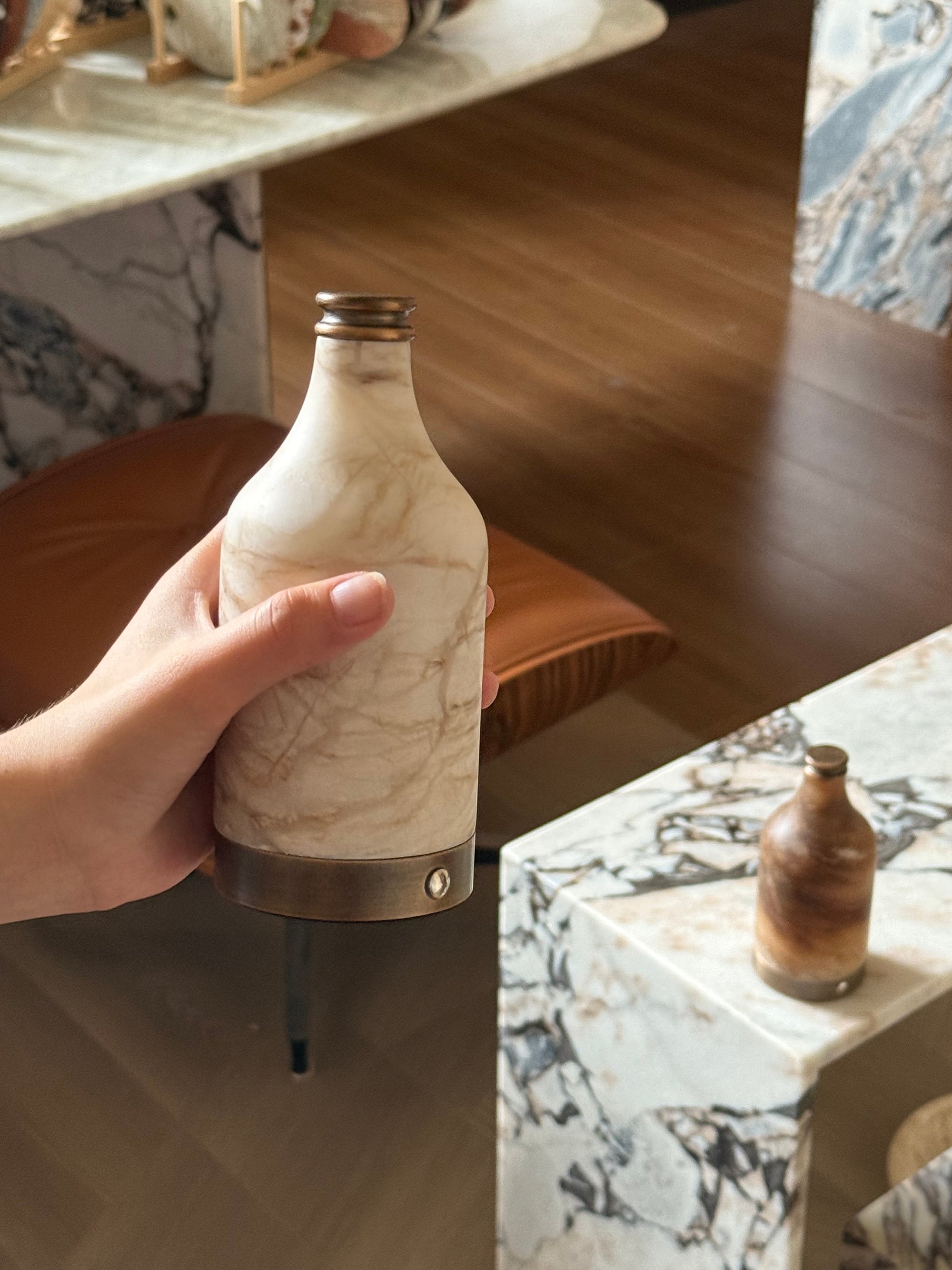 Wine Bottle Alabaster Table Lamp (Built-in Battery) T1893