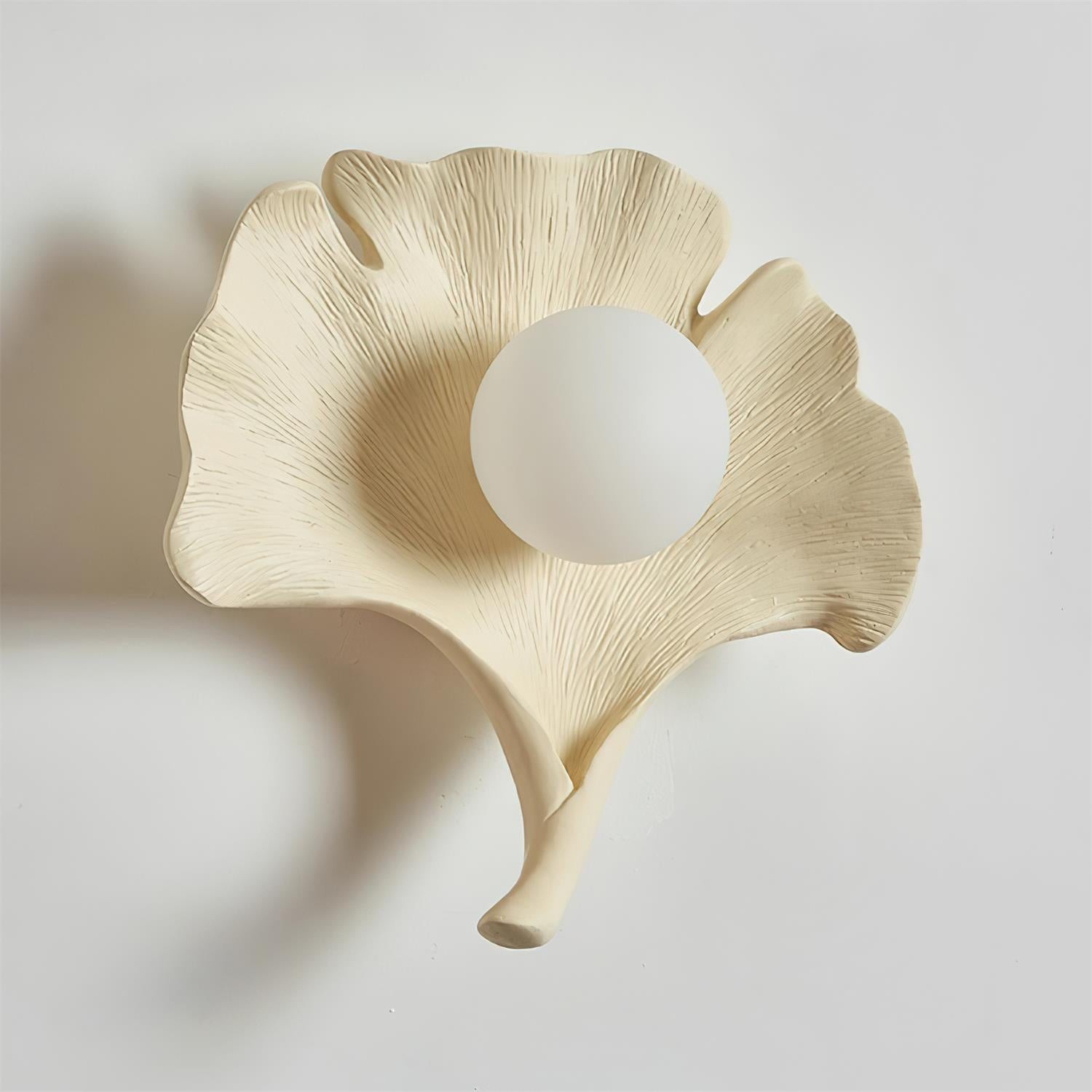 Vintage Ginkgo Leaf Resin Wall Lamp M157