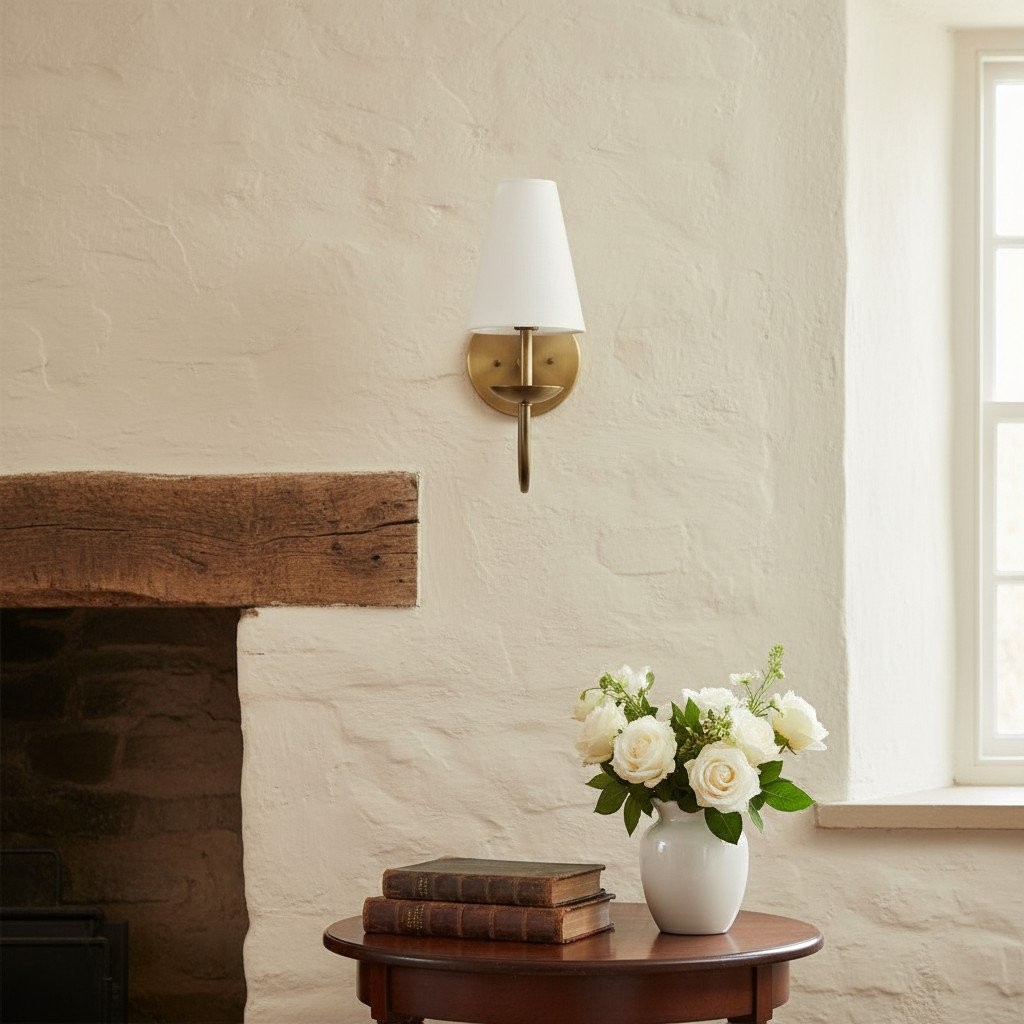 Curva Modern Geometric Wall Sconce – Ambient Lighting for Living Room T398