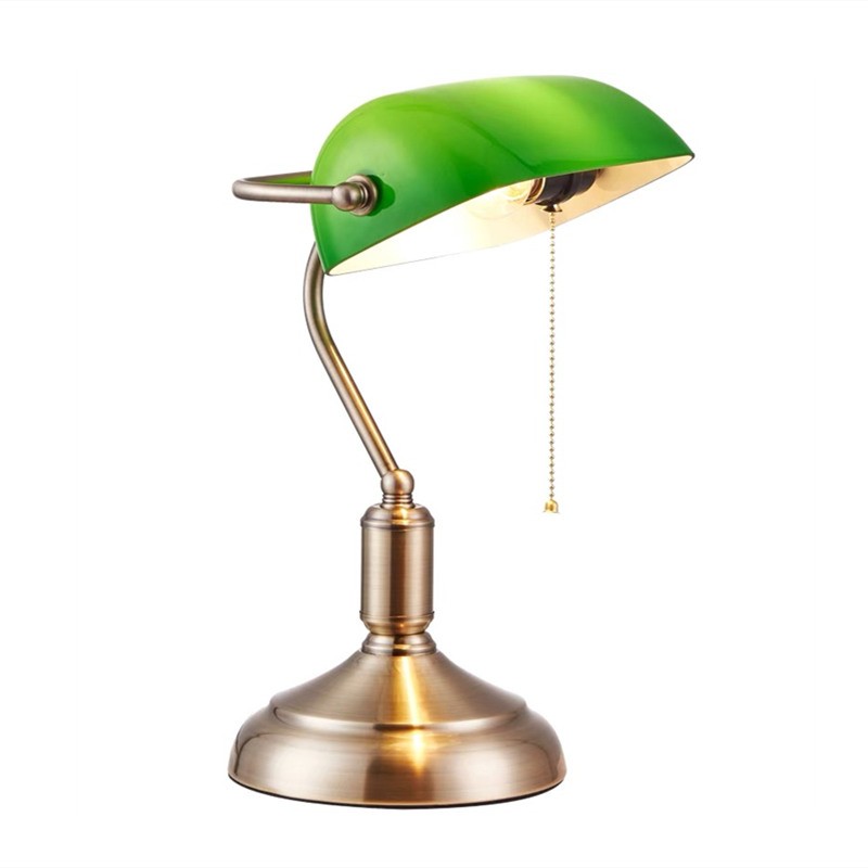 Nostalgic Vintage Table Lamp