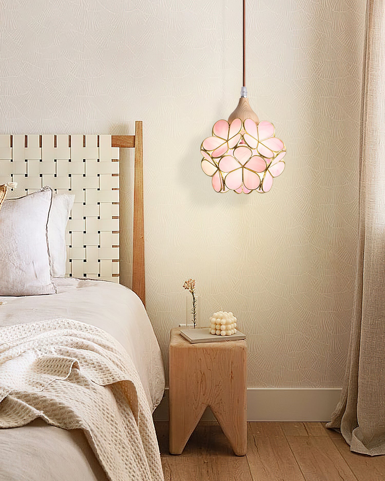 French Creative Pastoral Style Flower Pendant Light M136