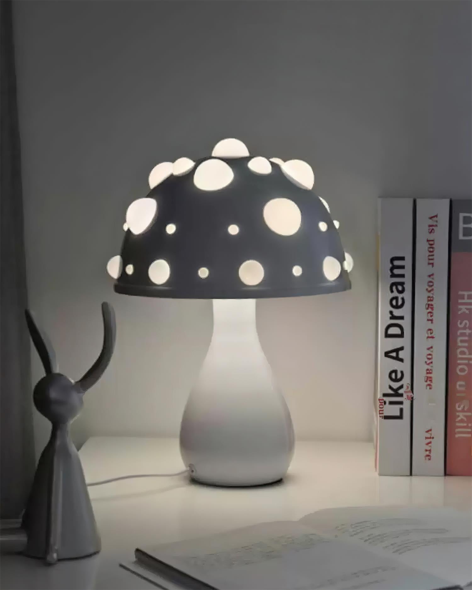 Poisonous Mushrooms Table Lamp M114