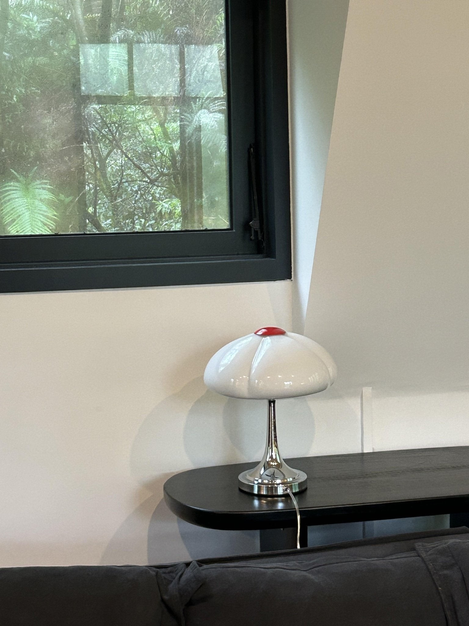 Flower Petal Table Lamp M367