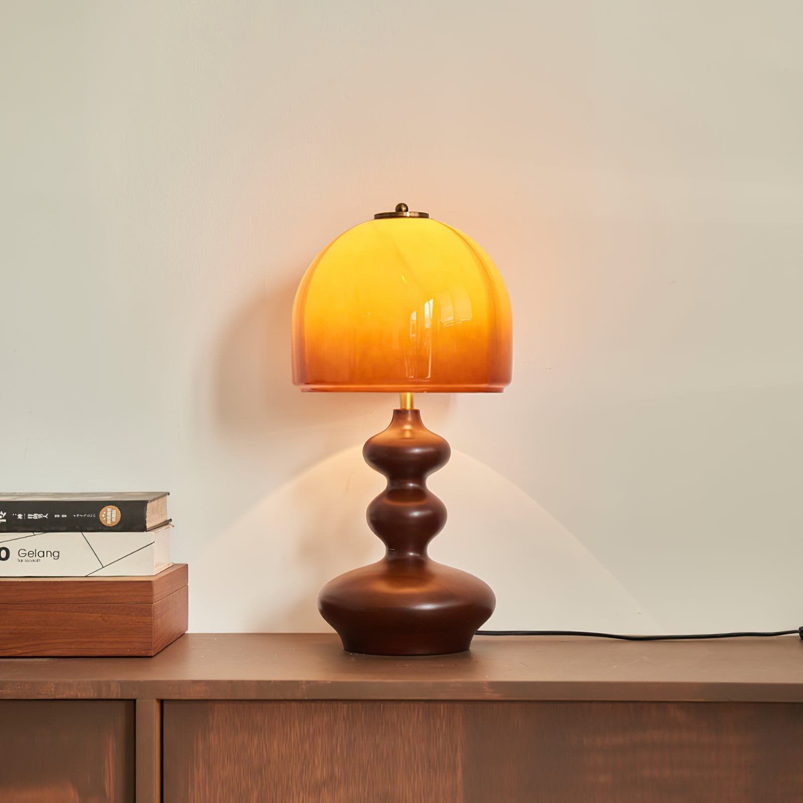 Vintage Amber Glass Lampshade Wooden Base Table Lamp P077