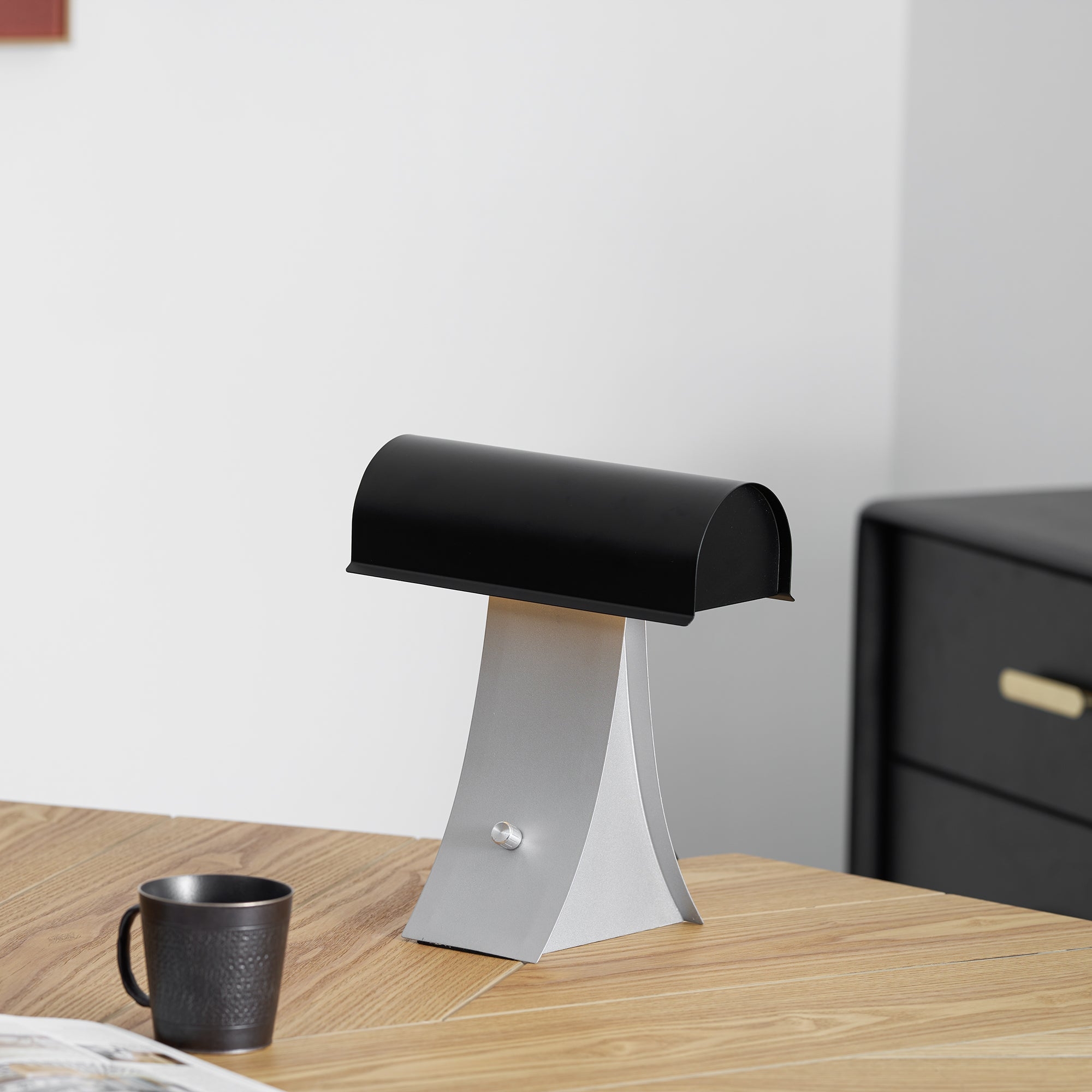Archive Table Lamp T1922
