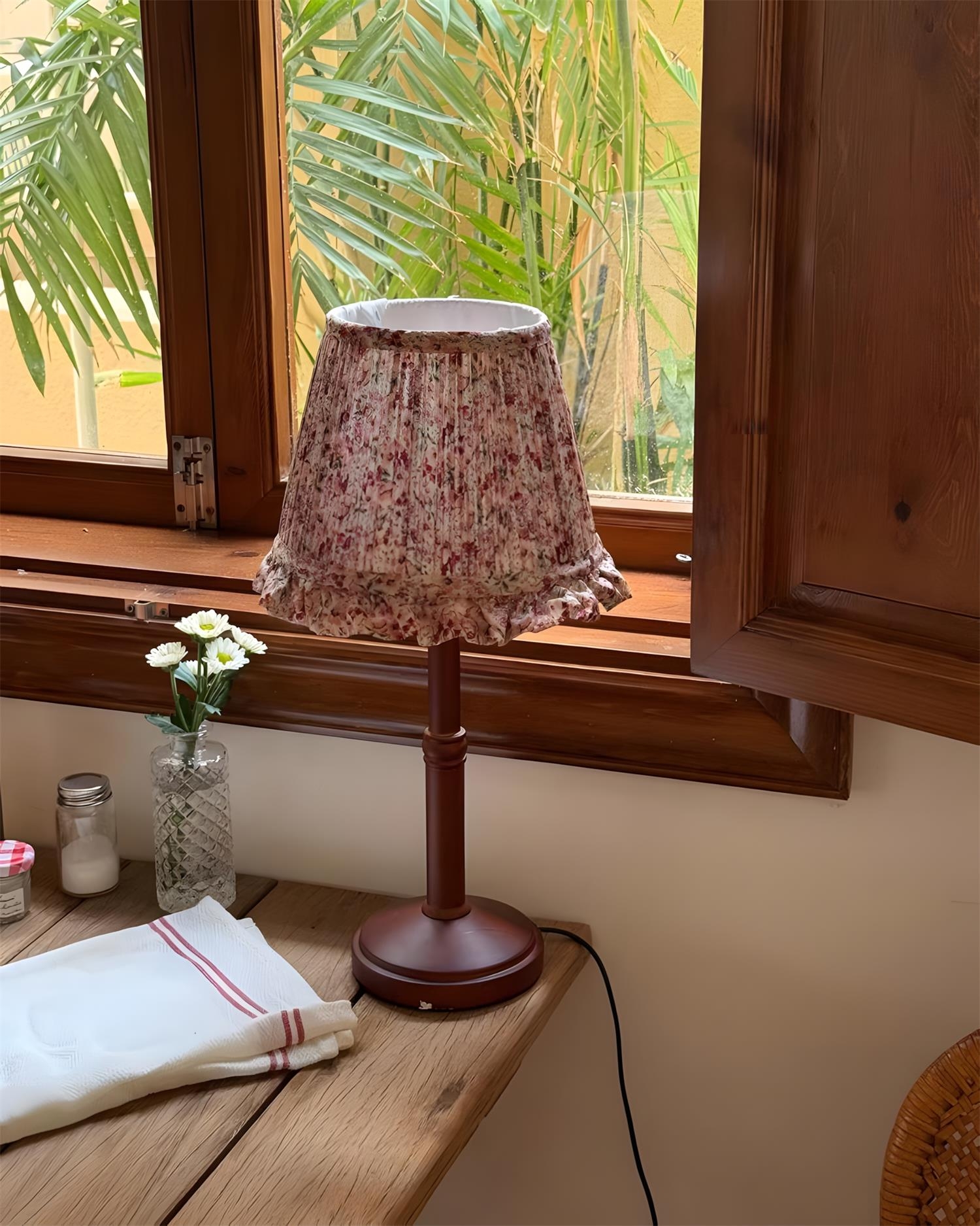 Briarfield Table Lamp T1559