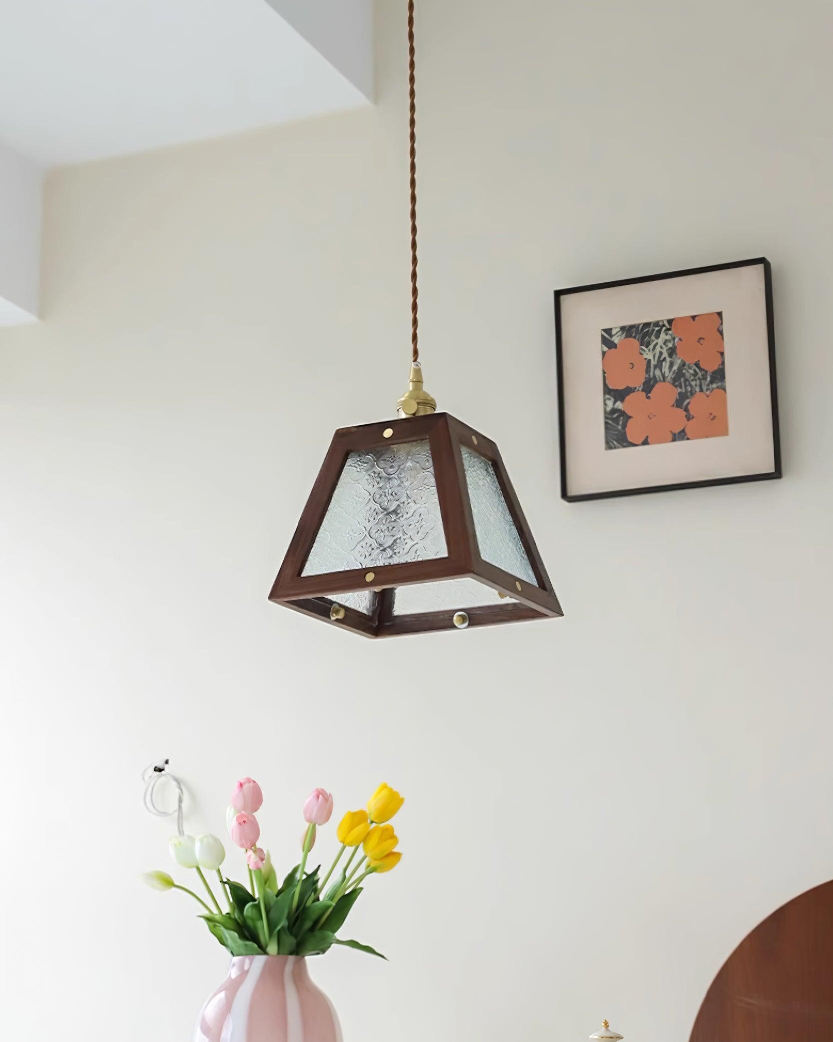 Retro Pattern Glass Pendant Lamp M295